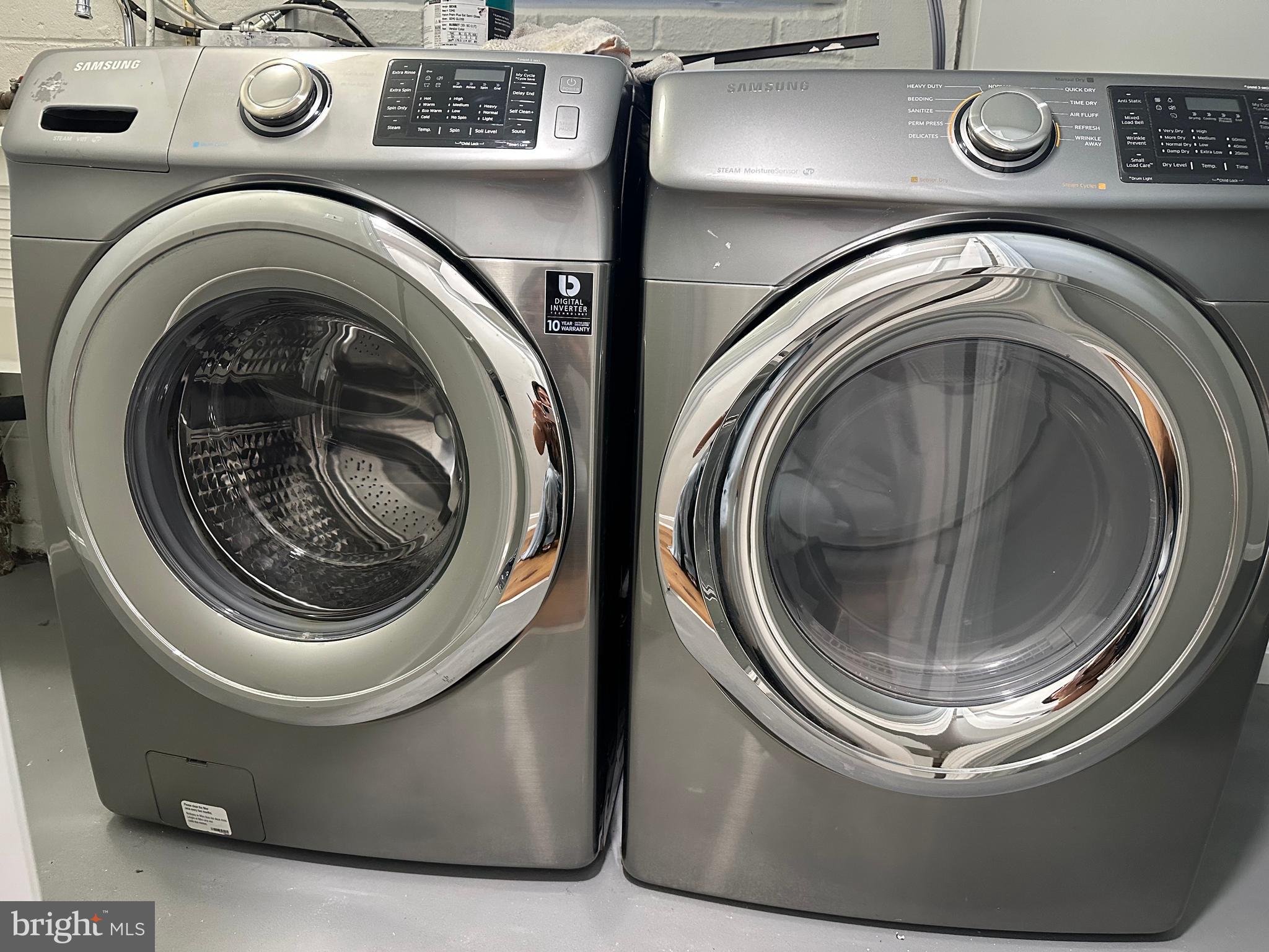 2108 REDWOOD TERRACE