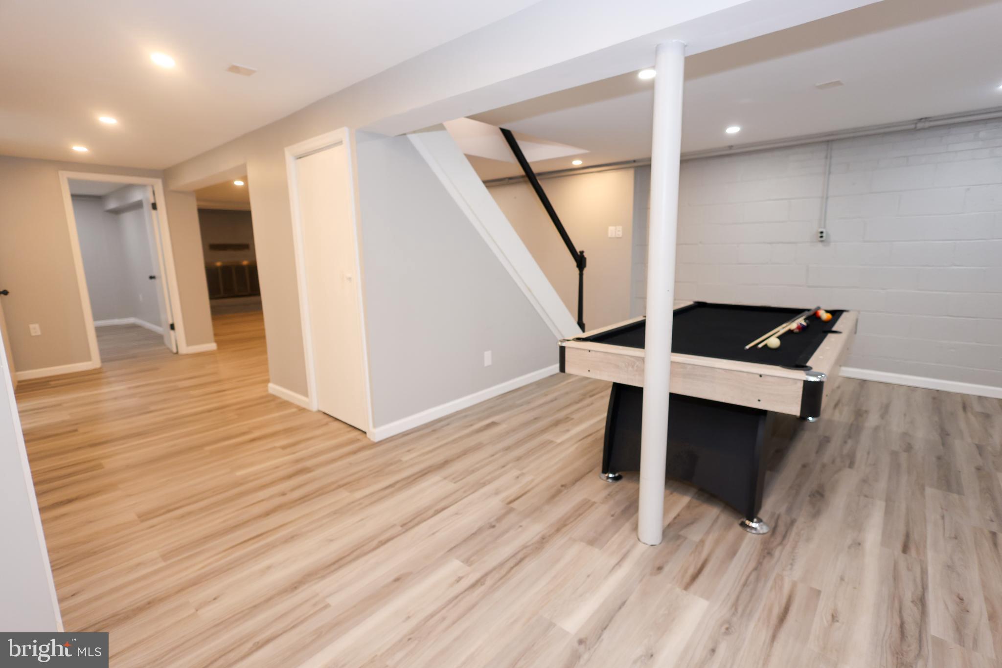 6123 DAVIS BOULEVARD