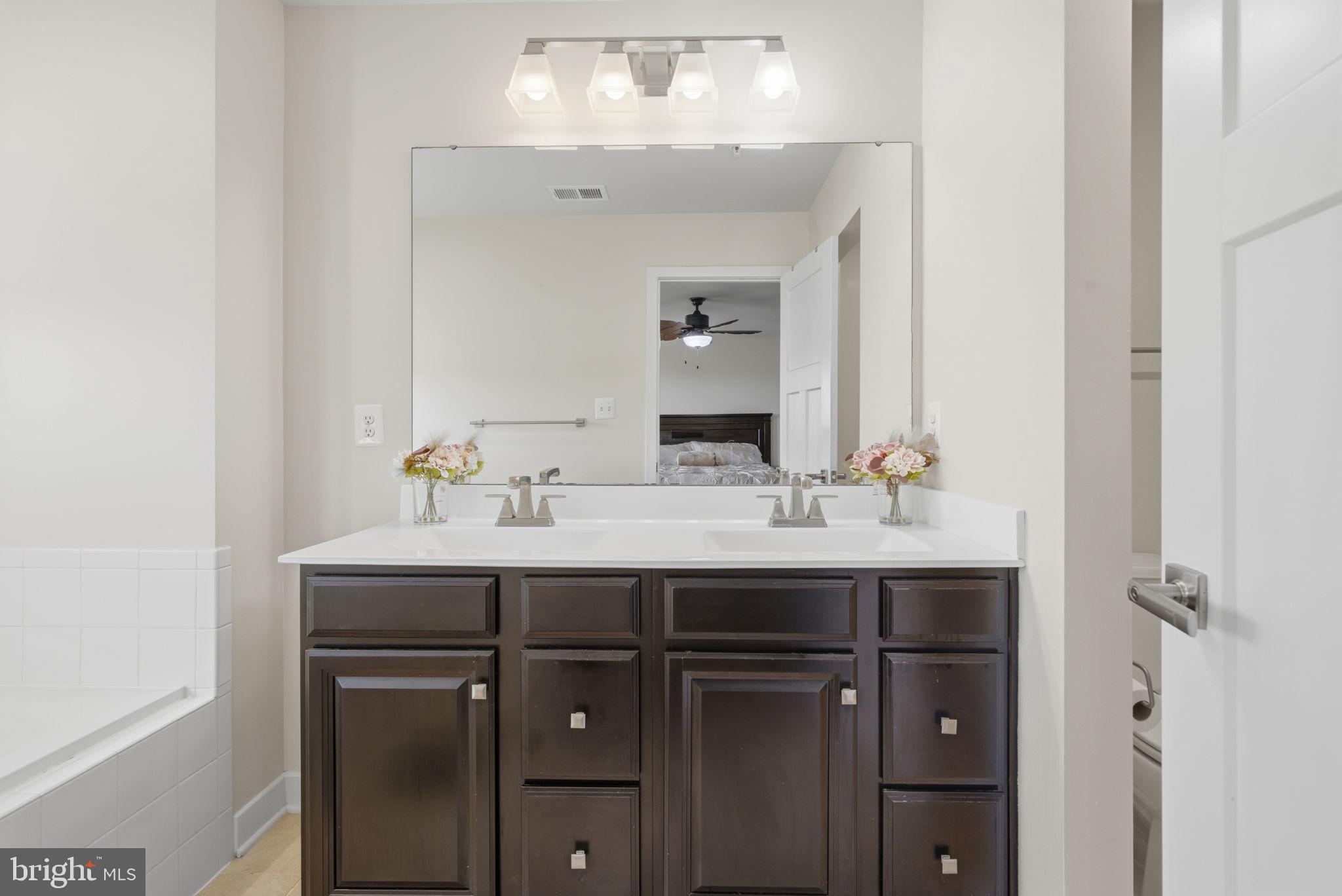 5808 RICHMANOR TERRACE