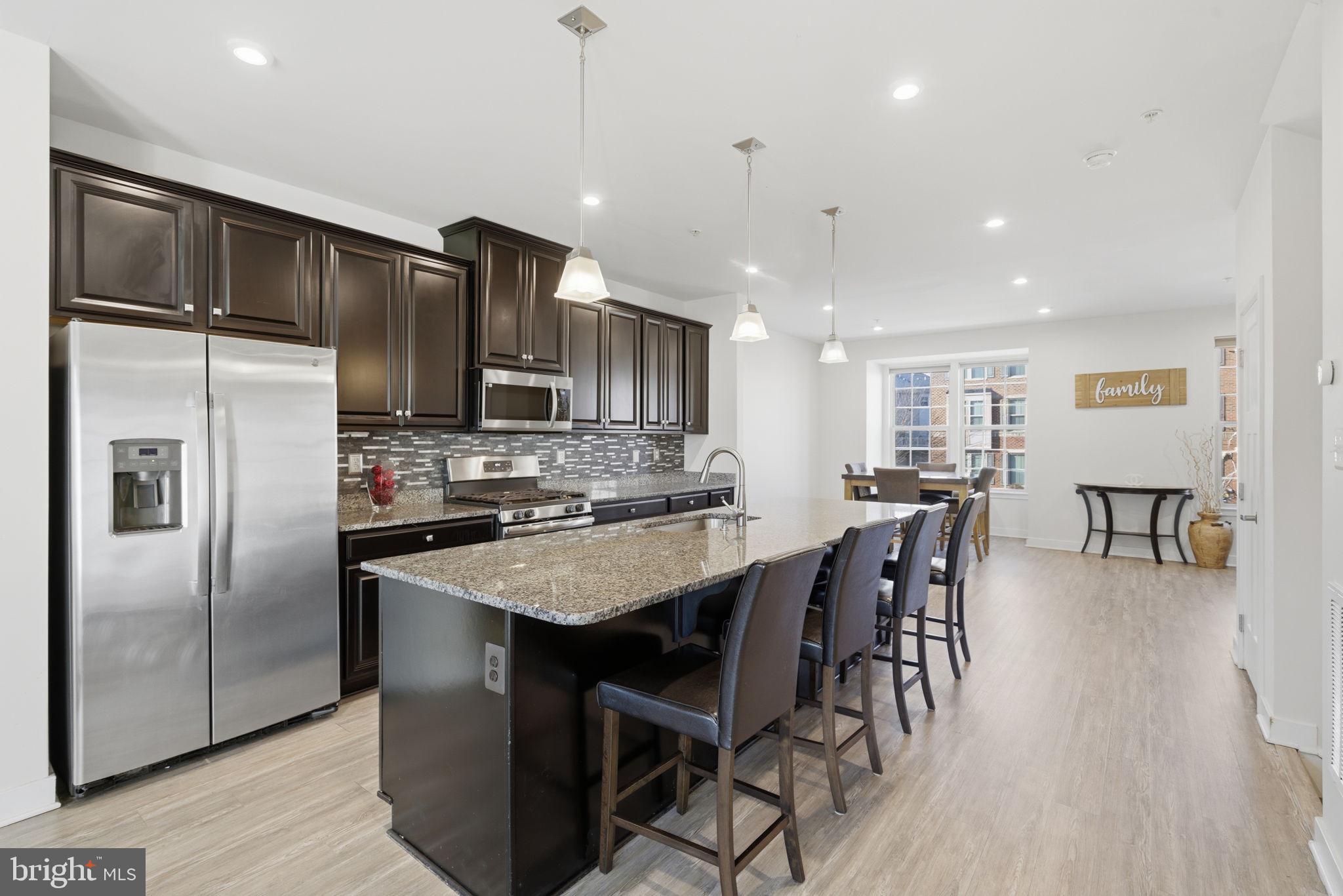 5808 RICHMANOR TERRACE