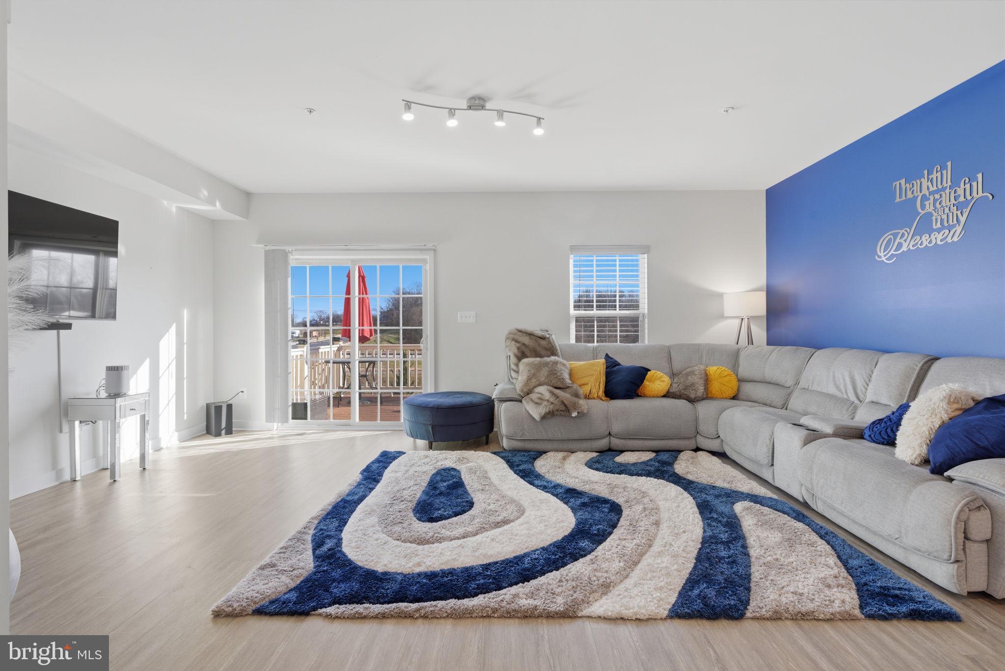 5808 RICHMANOR TERRACE