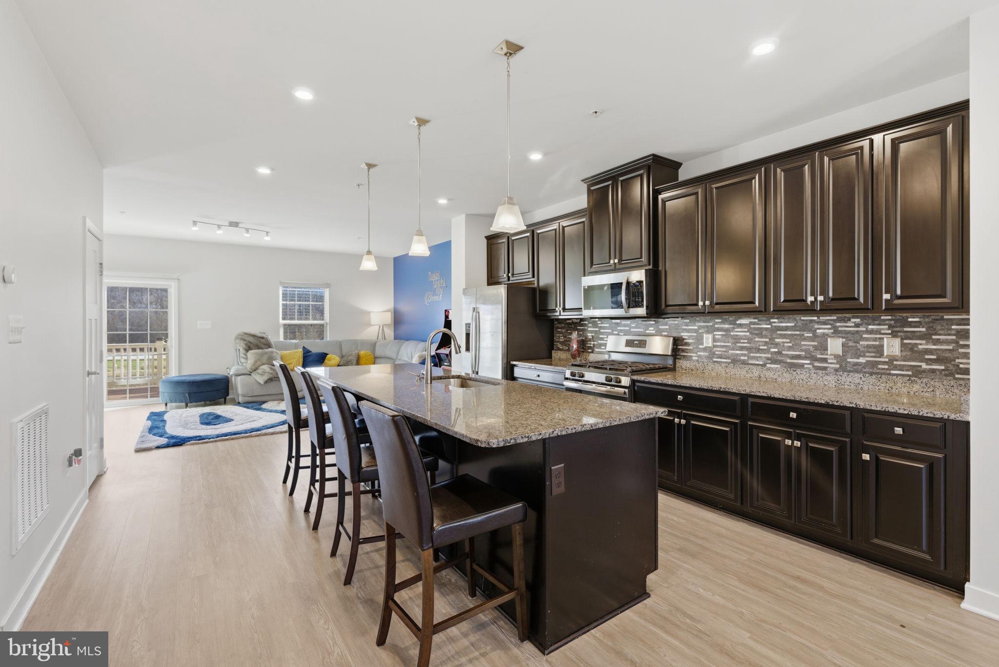 5808 RICHMANOR TERRACE