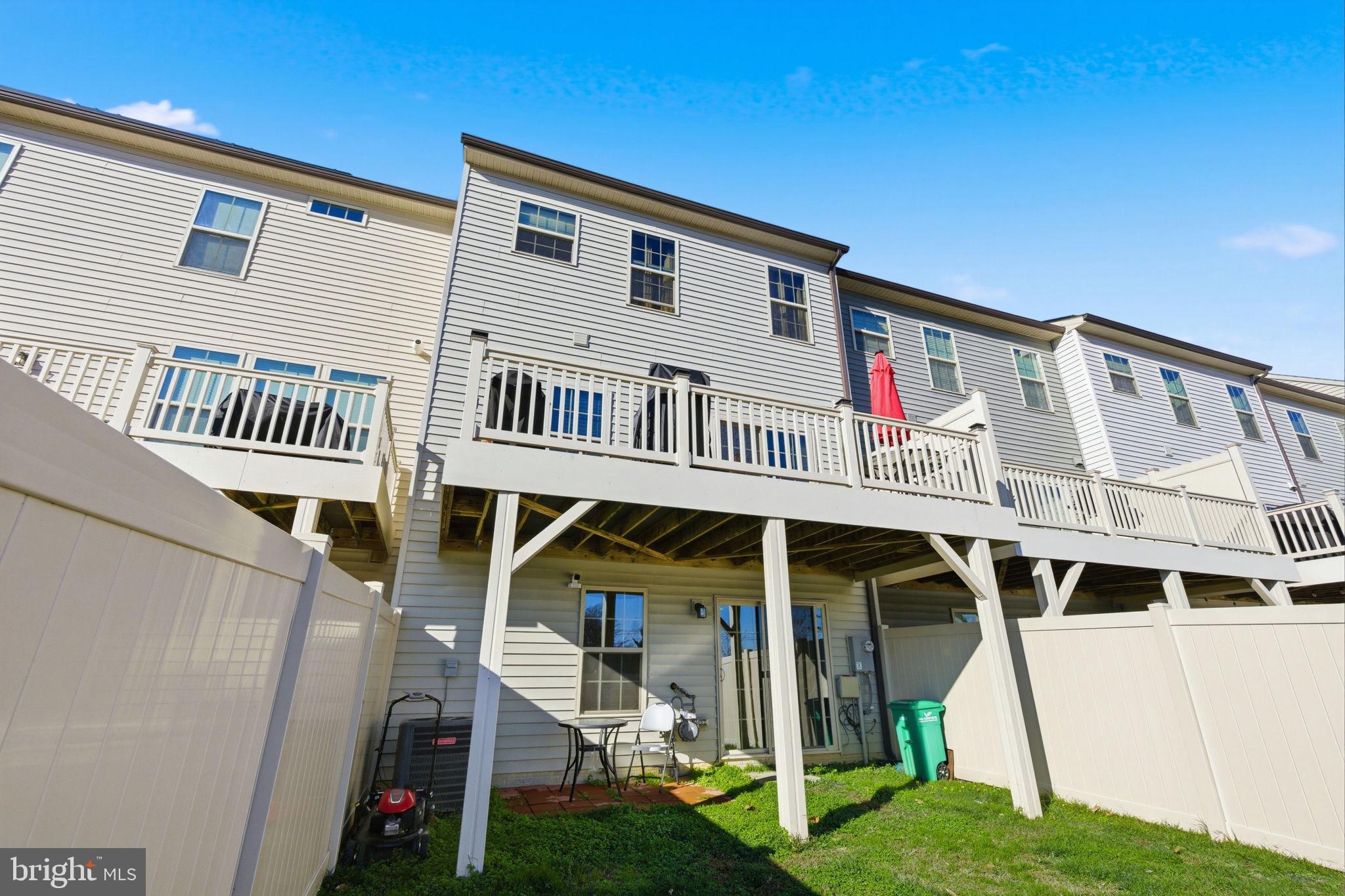 5808 RICHMANOR TERRACE