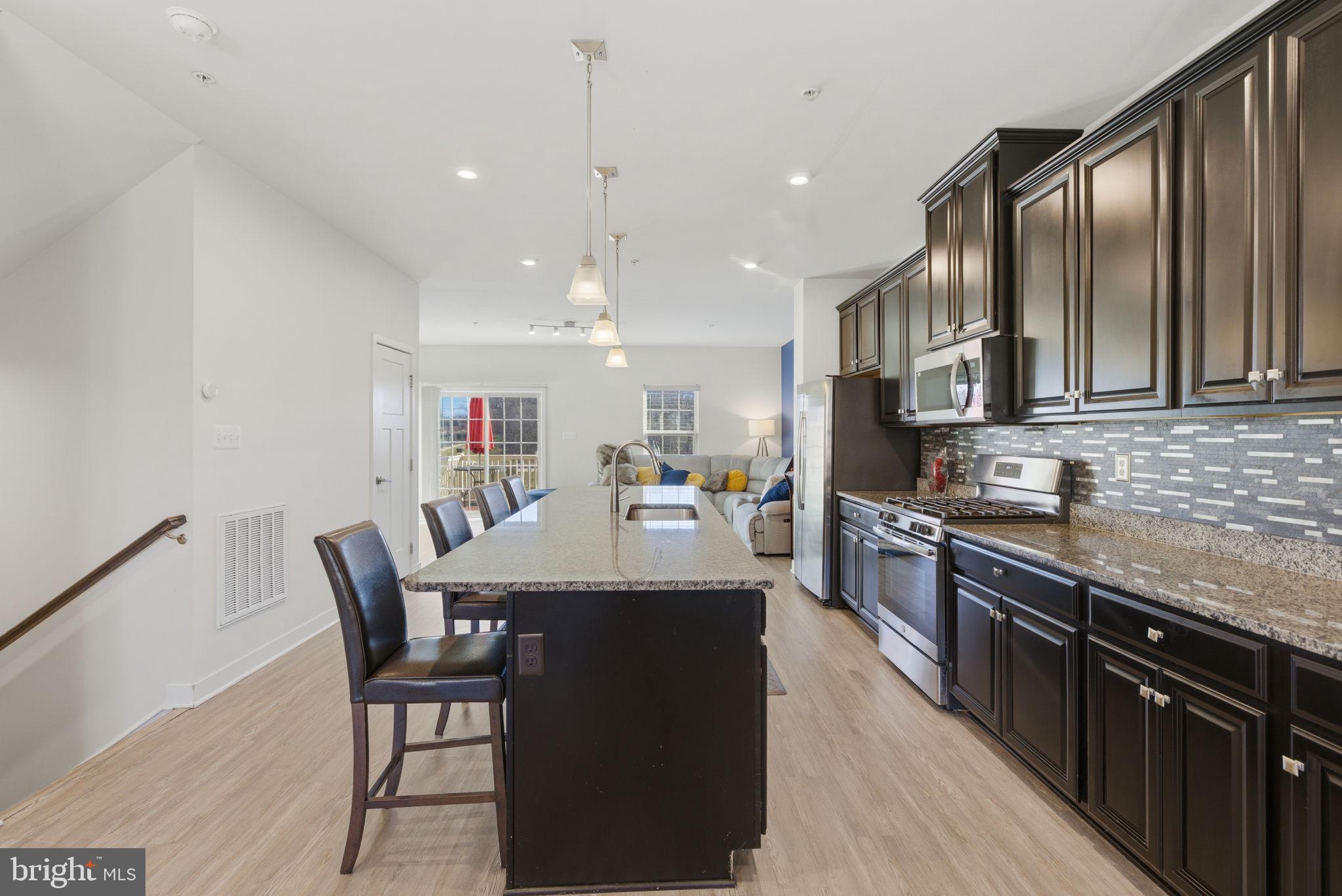 5808 RICHMANOR TERRACE