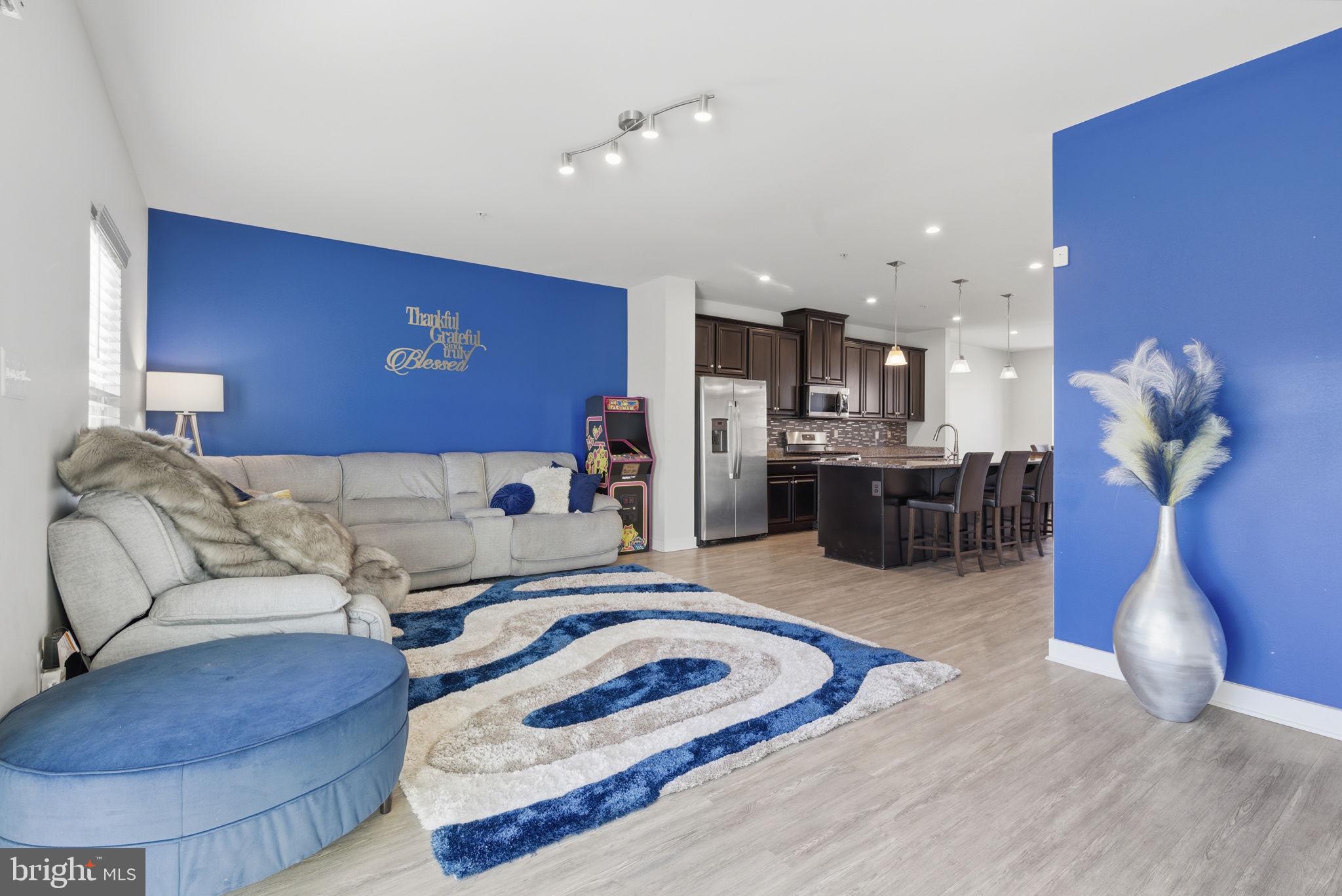 5808 RICHMANOR TERRACE