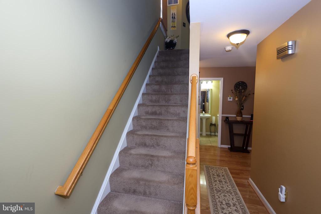 8831 HARDESTY DRIVE