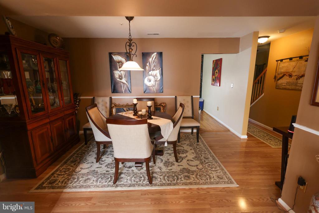 8831 HARDESTY DRIVE