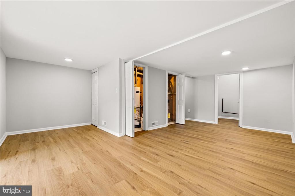 816 CENTRAL HILLS LANE