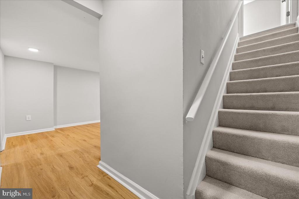 816 CENTRAL HILLS LANE