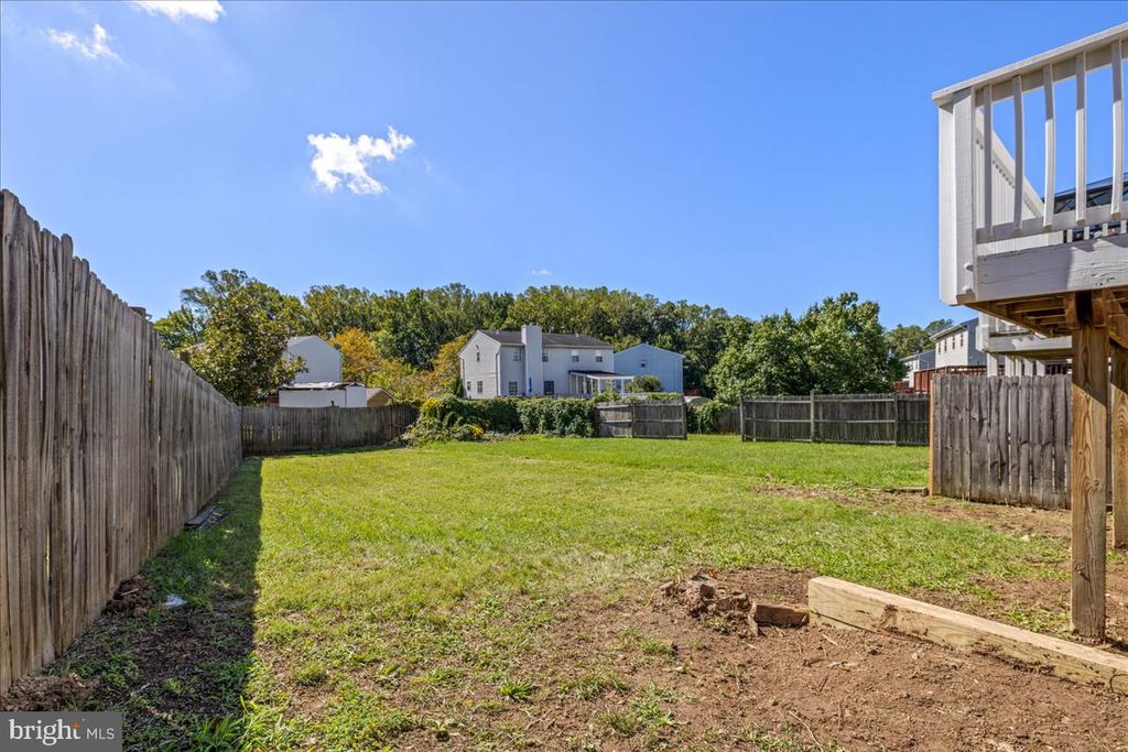 816 CENTRAL HILLS LANE