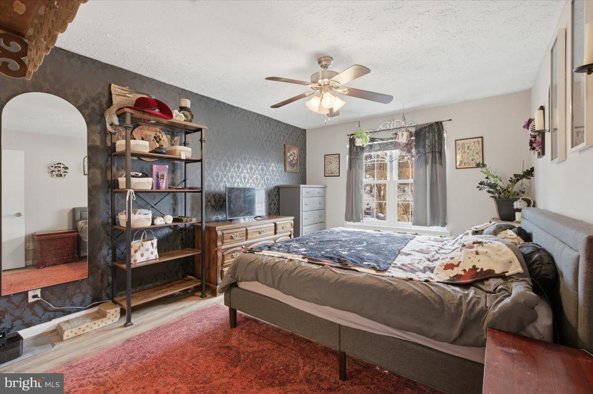 46351 COLUMBUS DRIVE 207