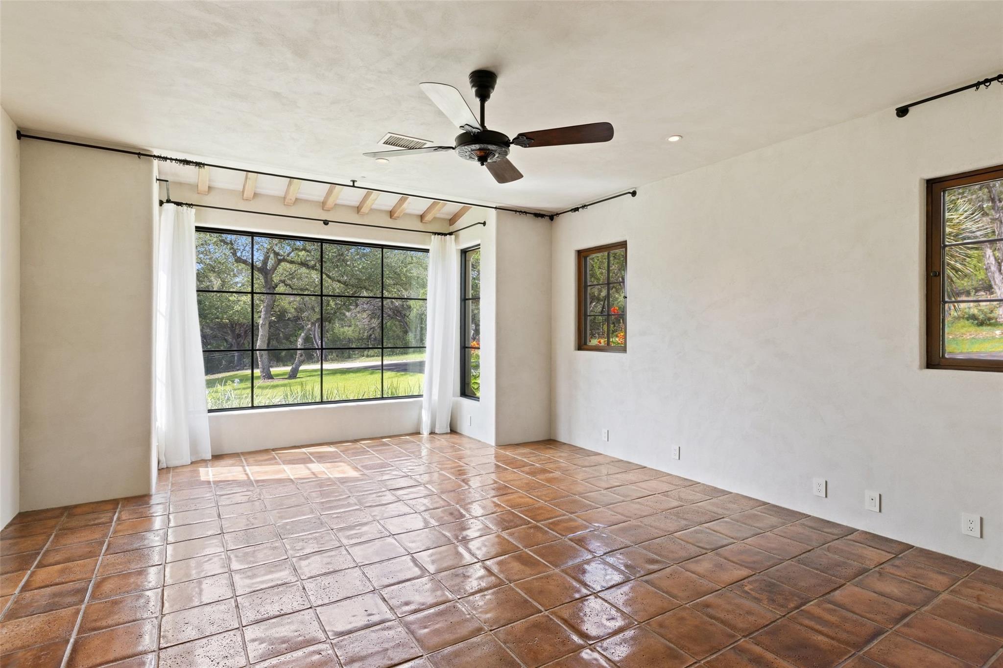 201 S Angel Light DR