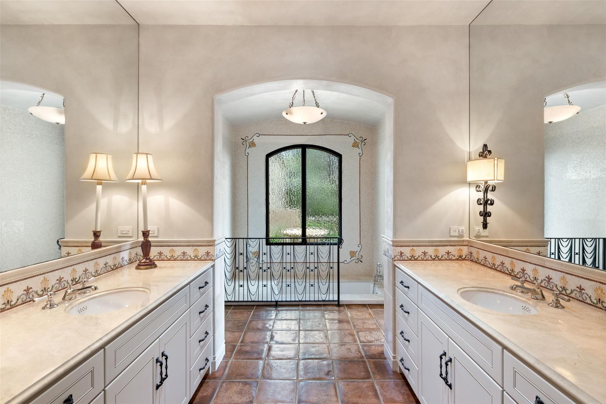201 S Angel Light DR