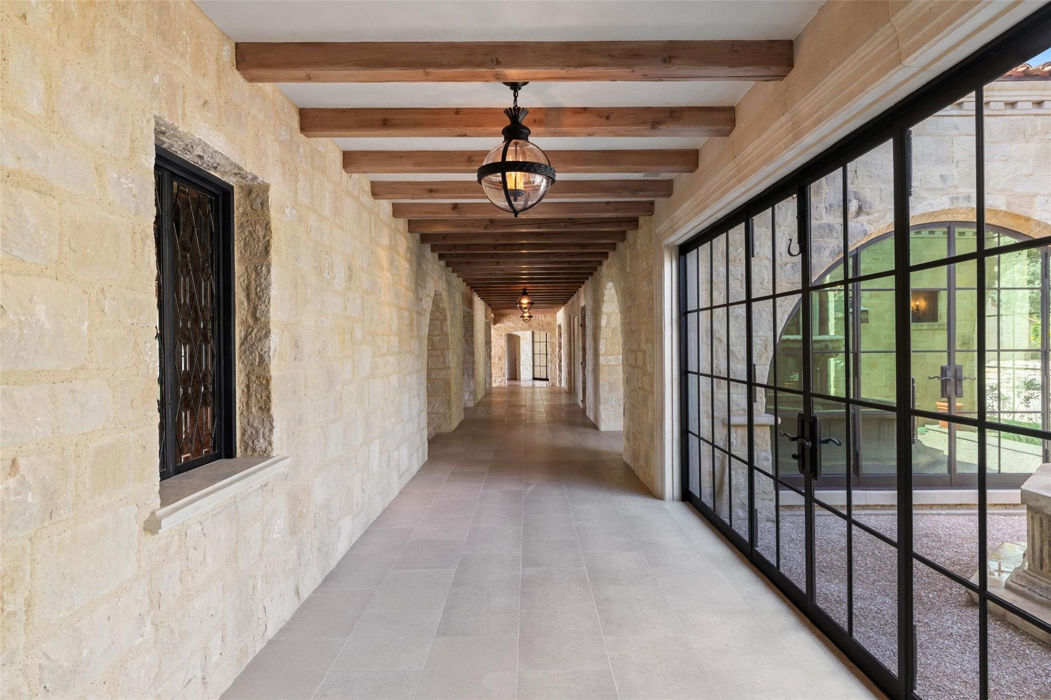 201 S Angel Light DR