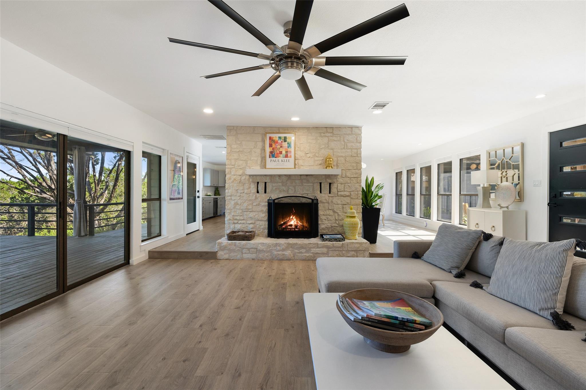 105 Palos Verdes DR