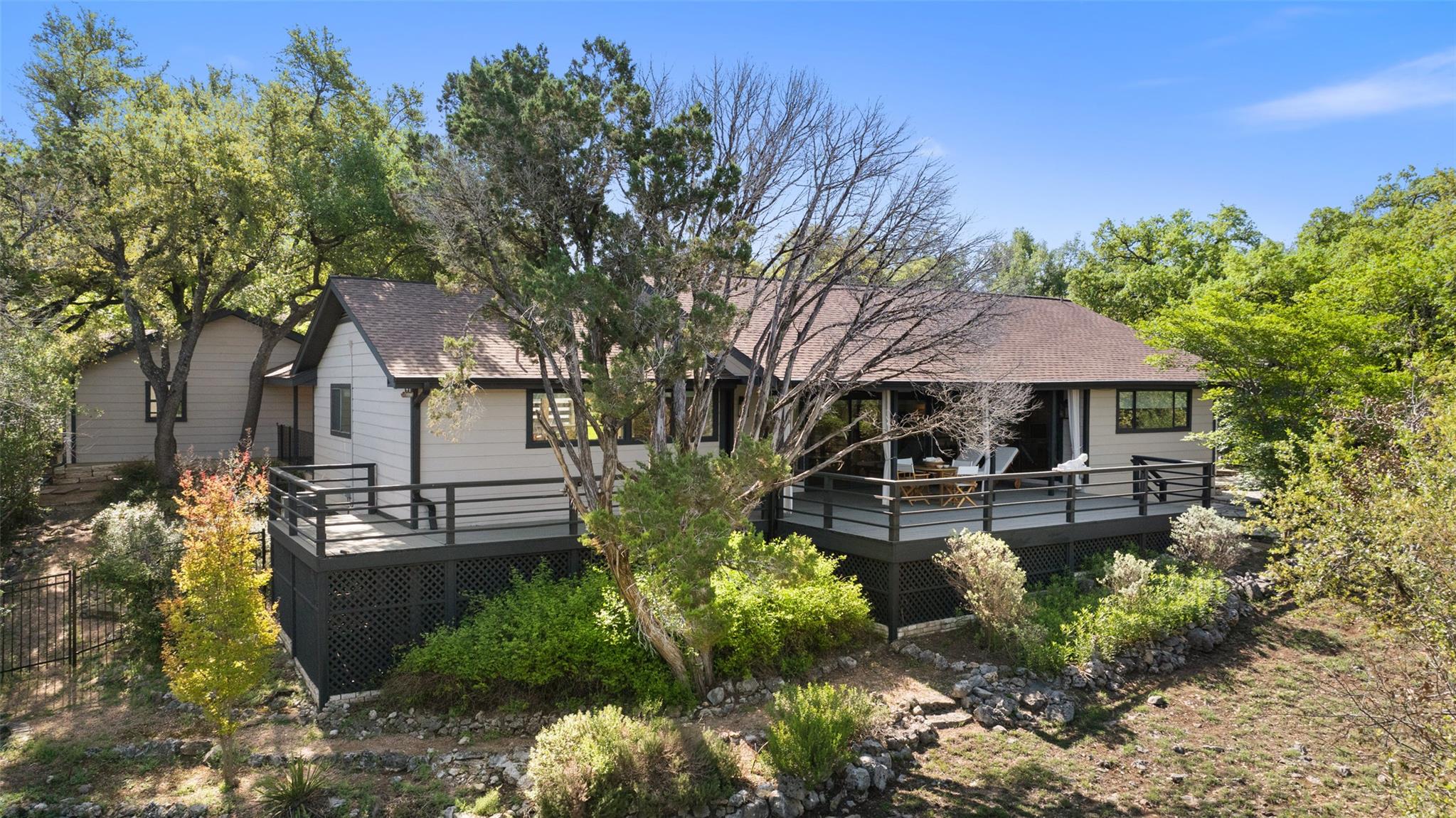 105 Palos Verdes DR