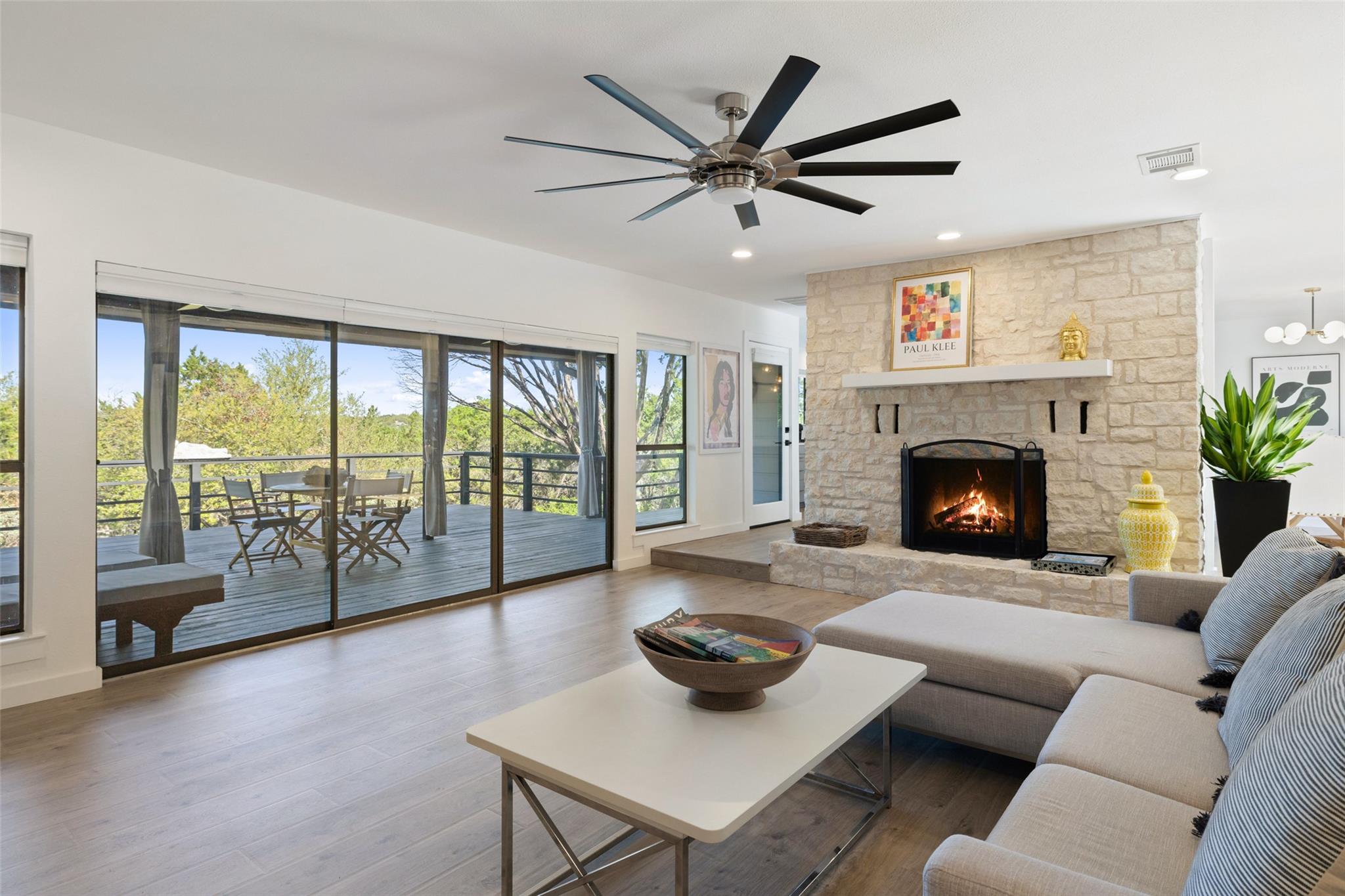 105 Palos Verdes DR