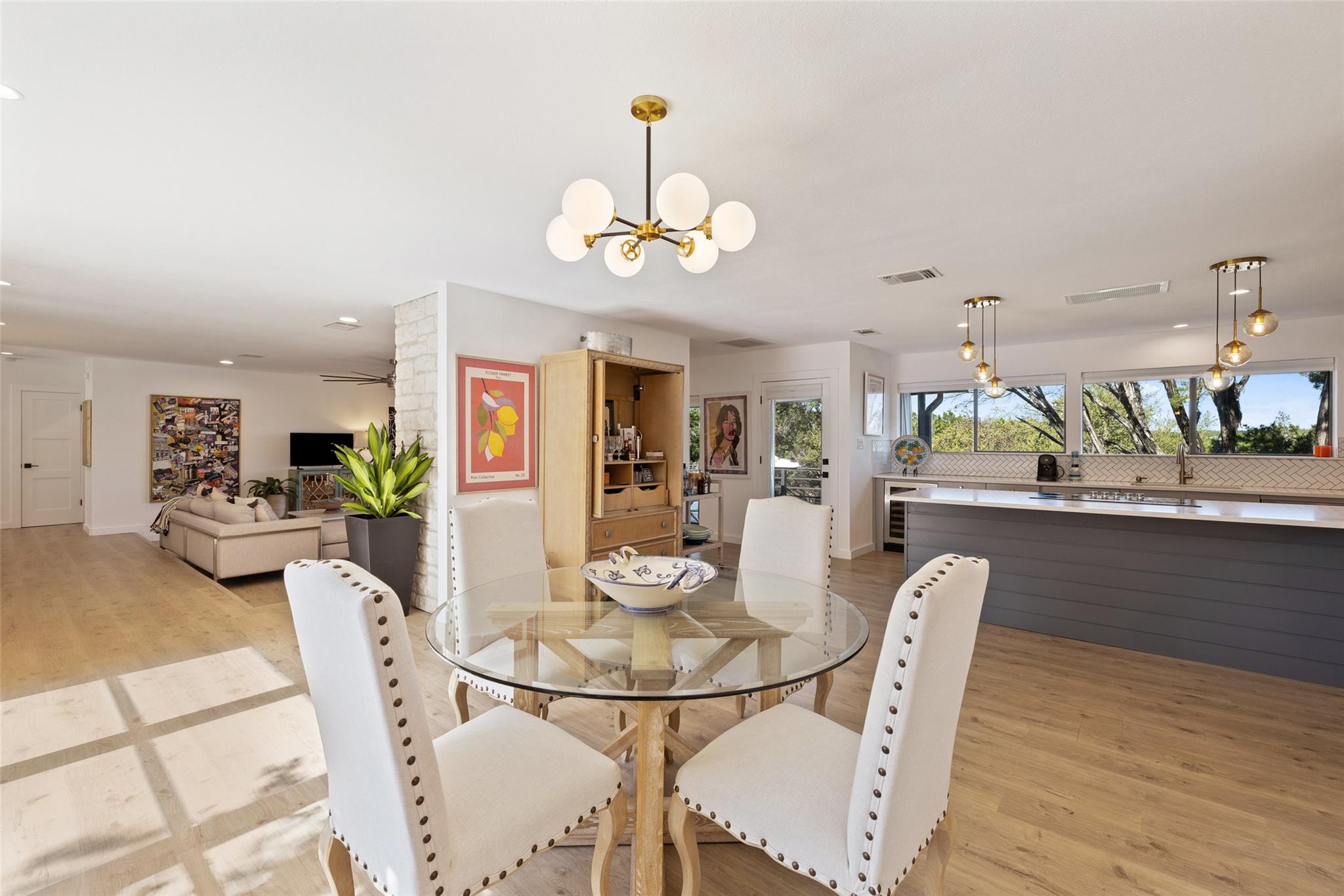 105 Palos Verdes DR