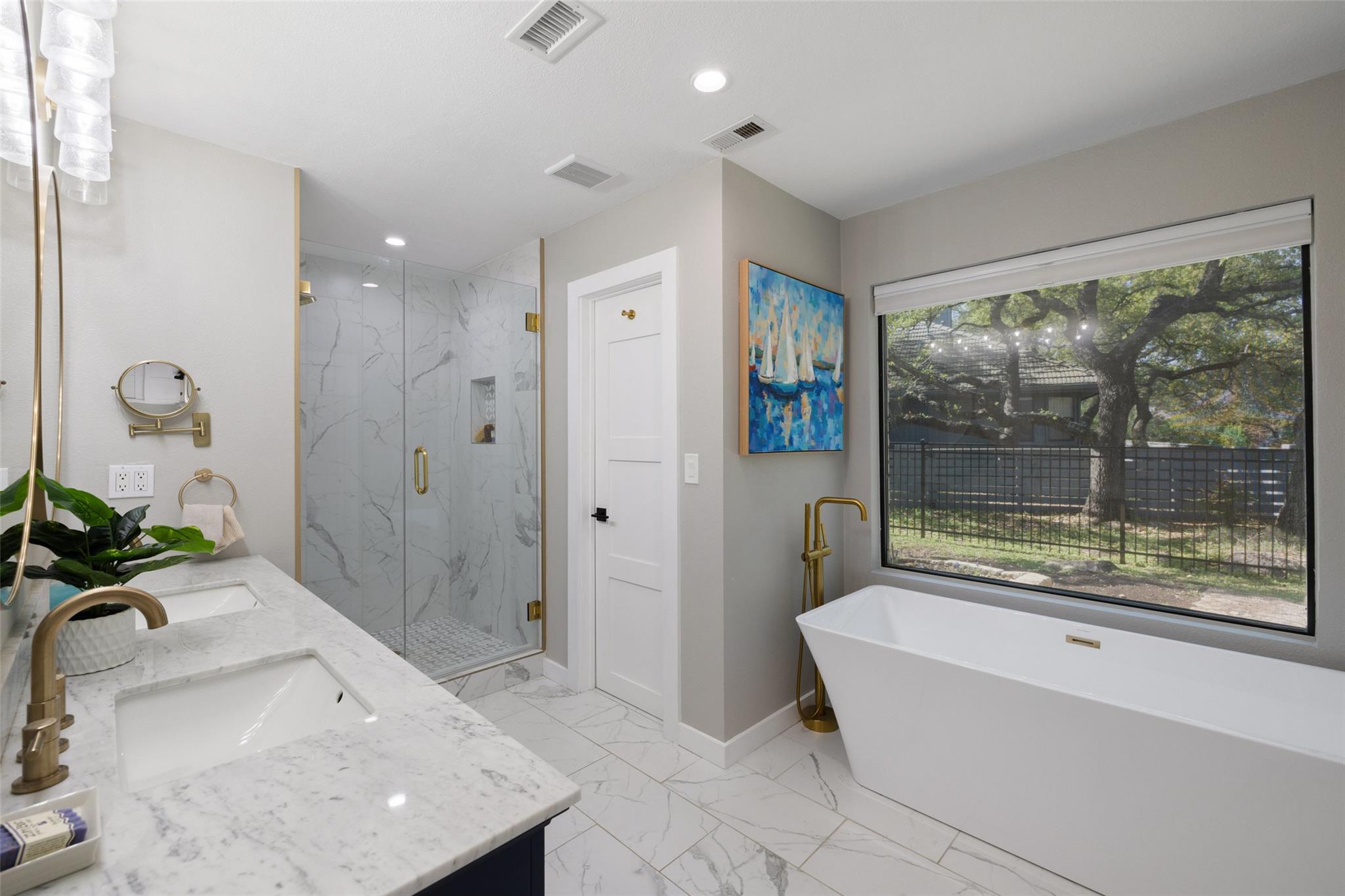 105 Palos Verdes DR