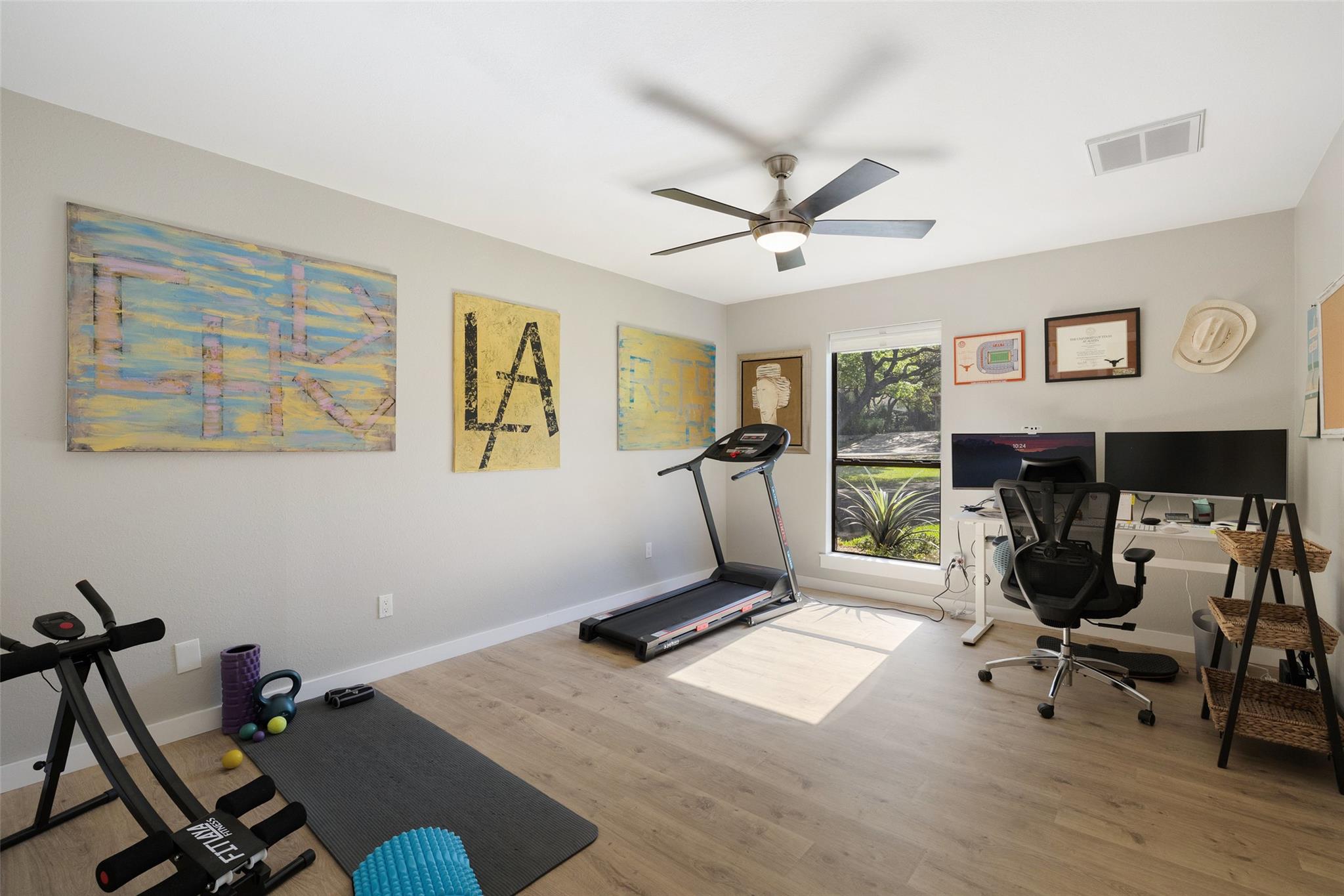 105 Palos Verdes DR