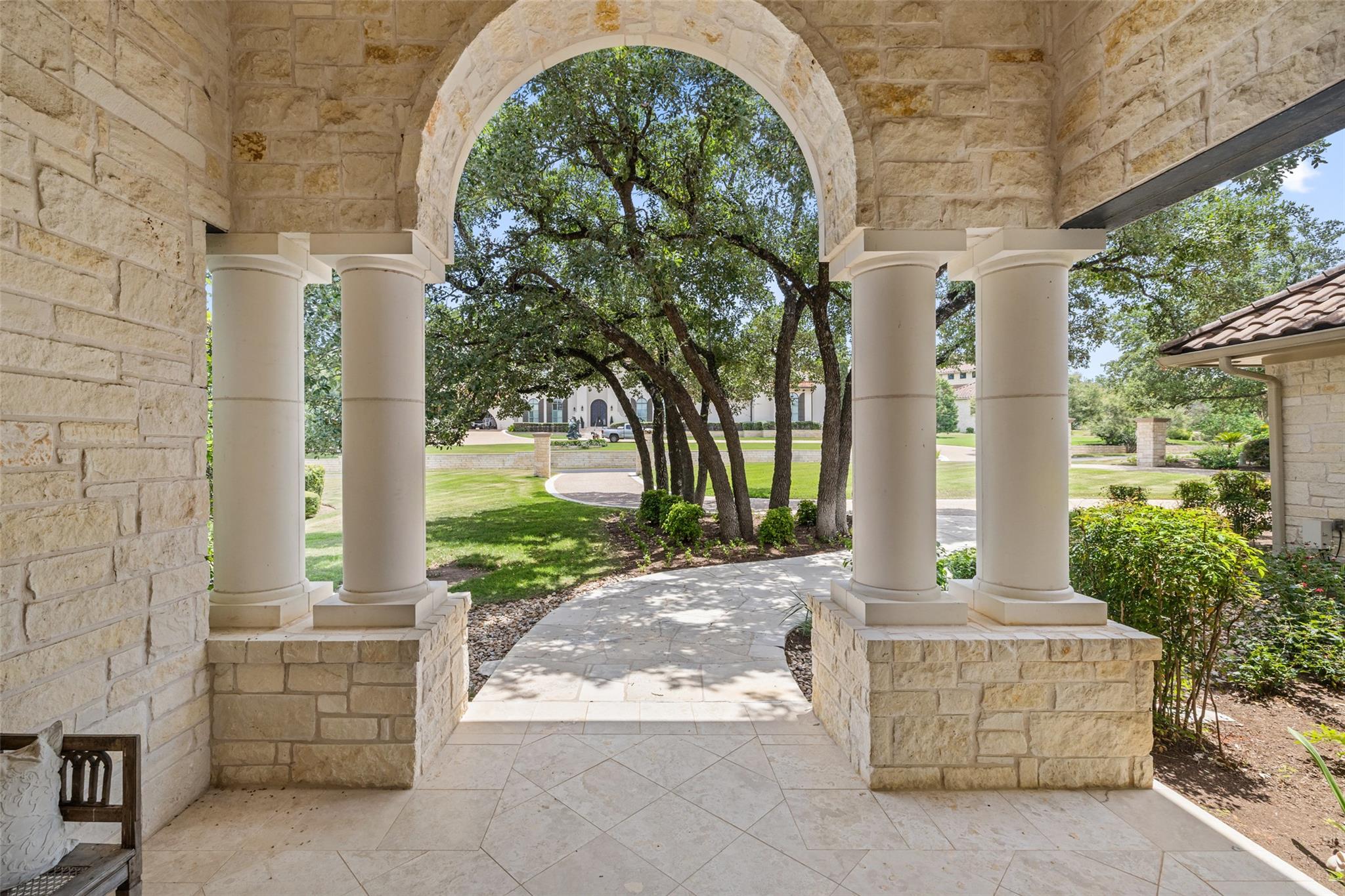 117 Bella Cima DR