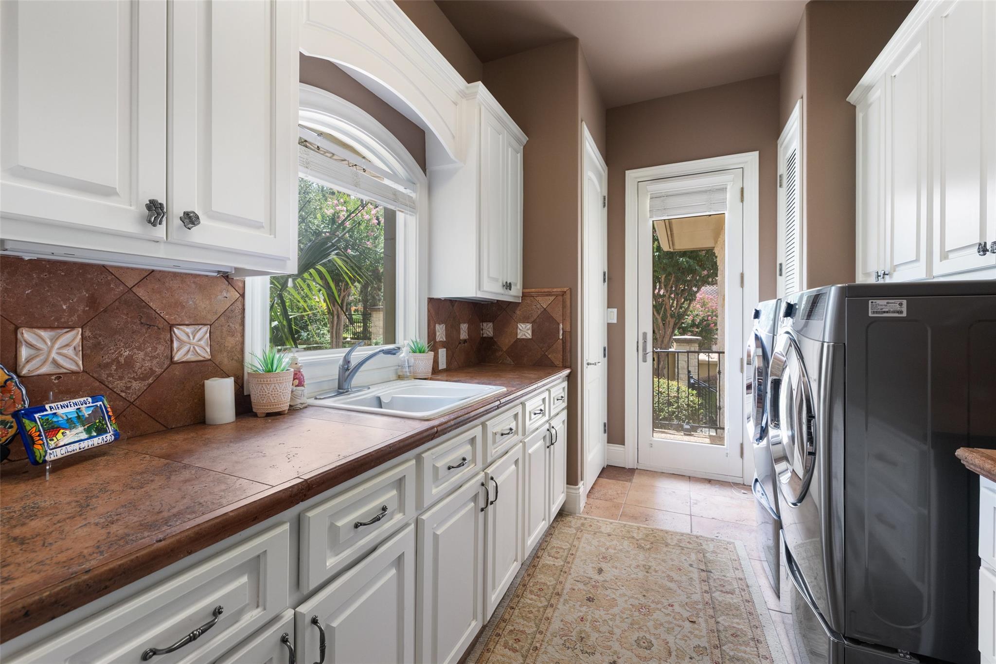 117 Bella Cima DR