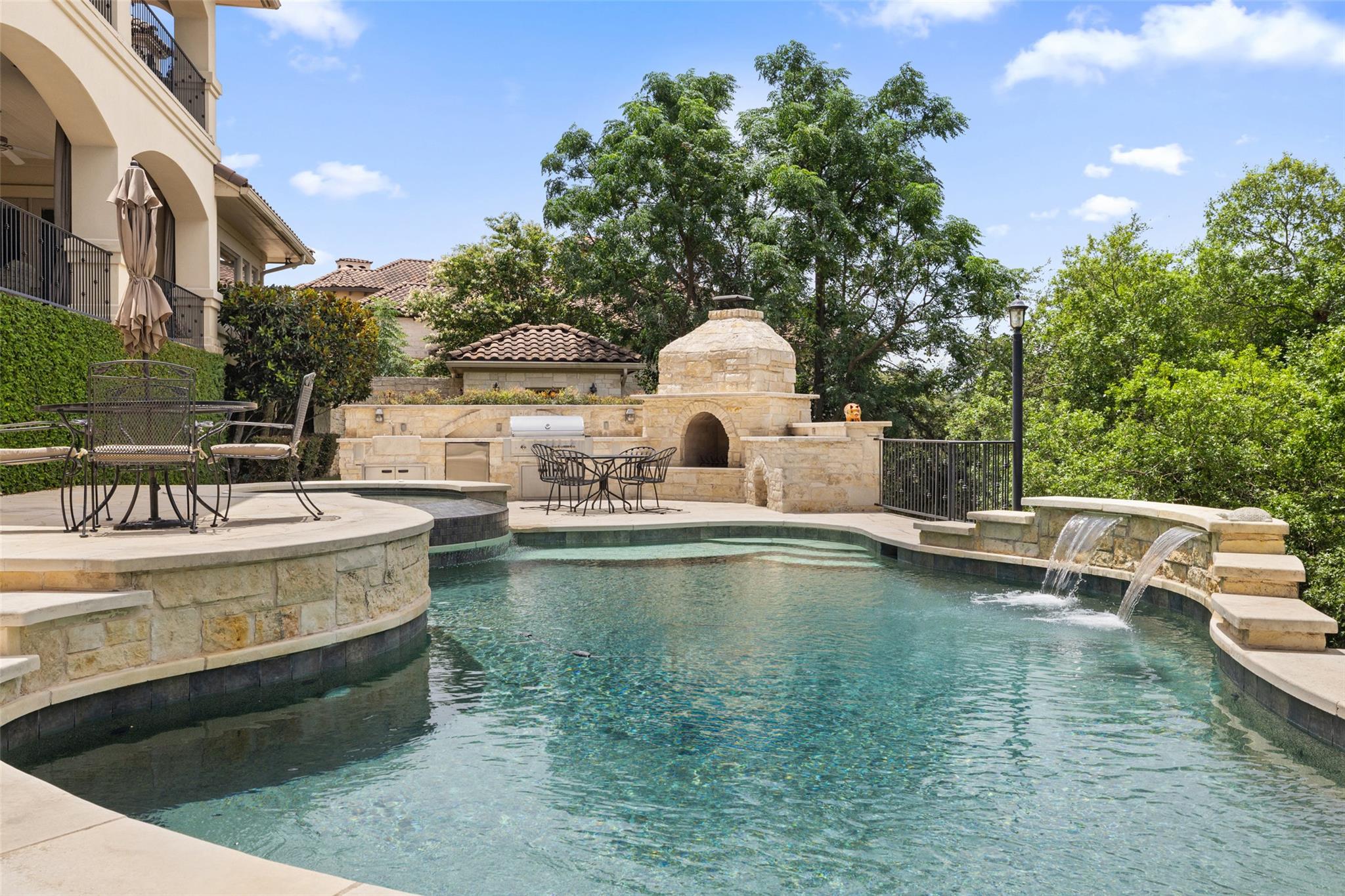 117 Bella Cima DR