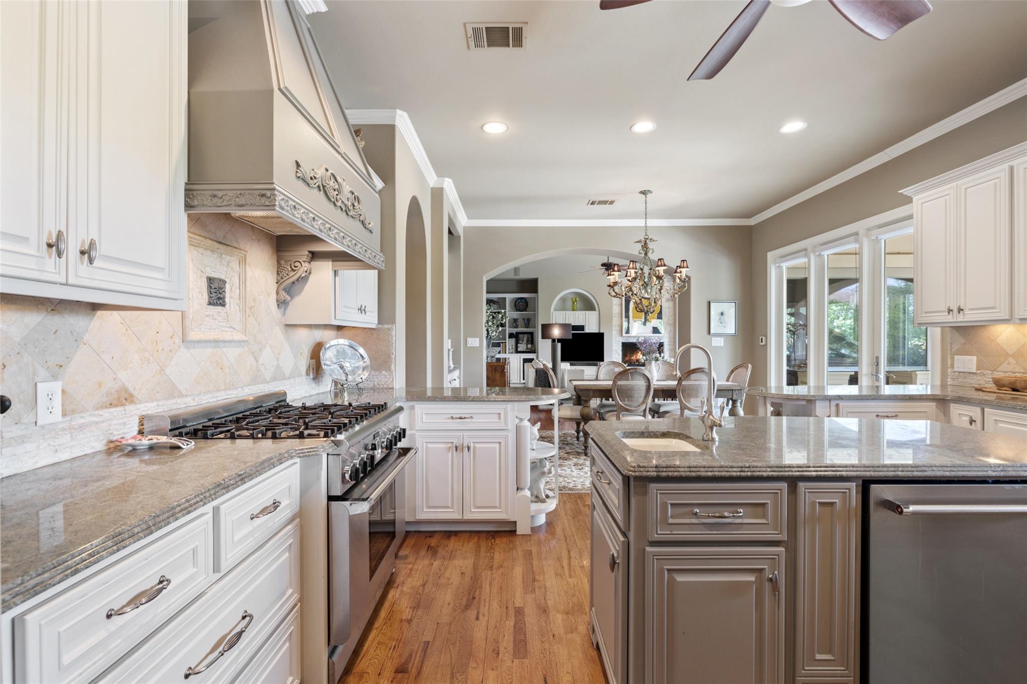 117 Bella Cima DR