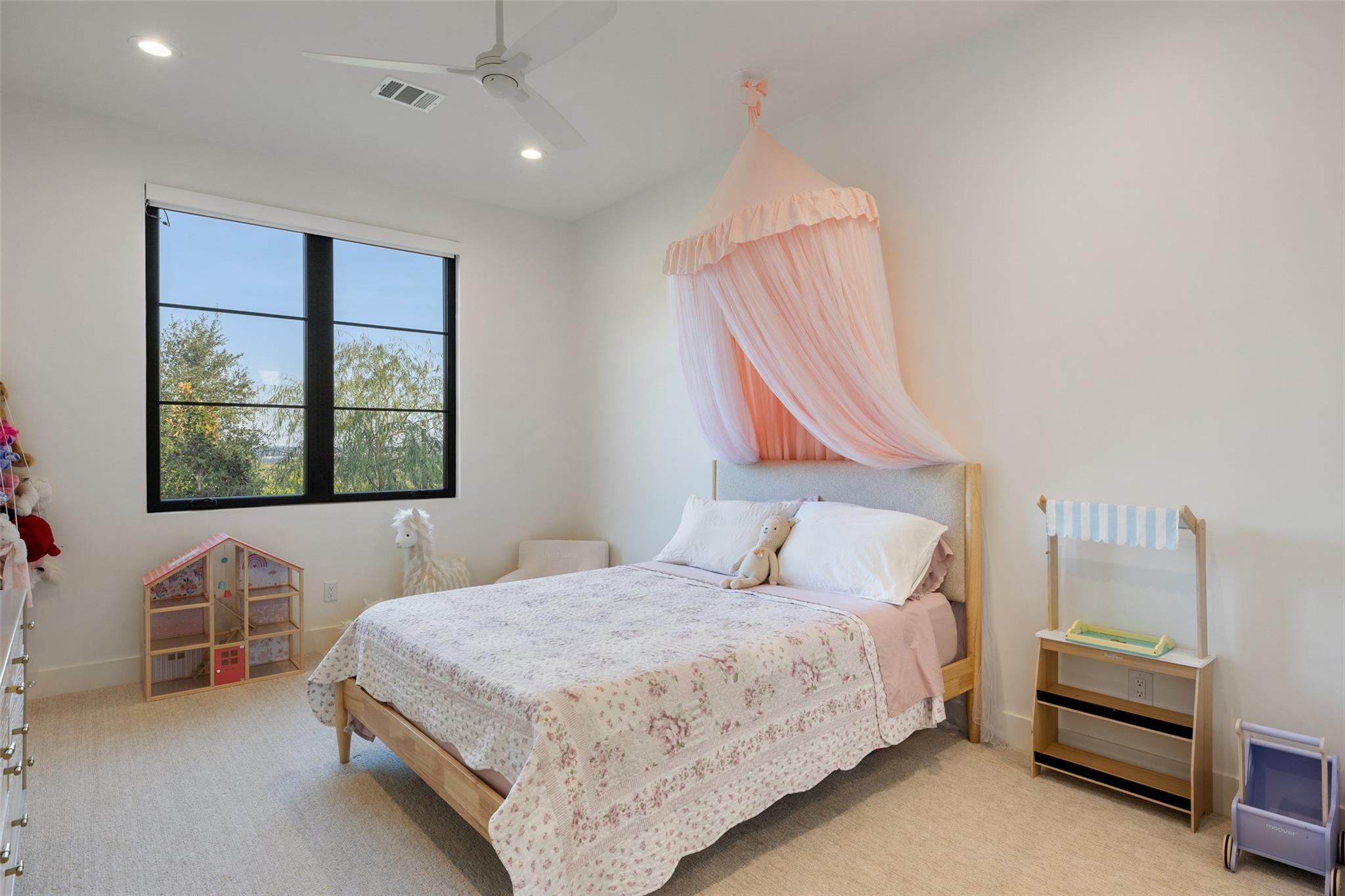 1716 Windy Walk CV