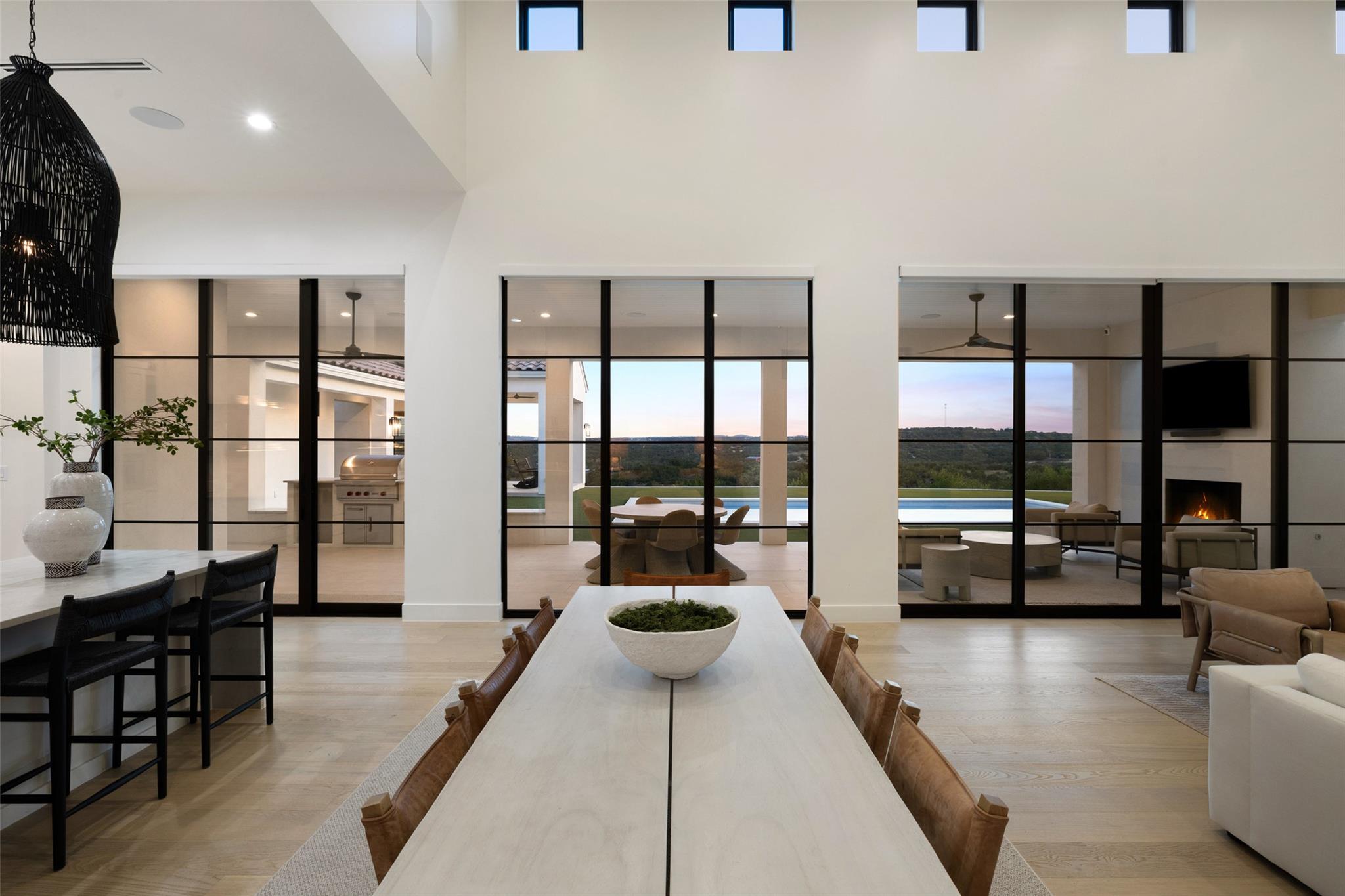 1716 Windy Walk CV