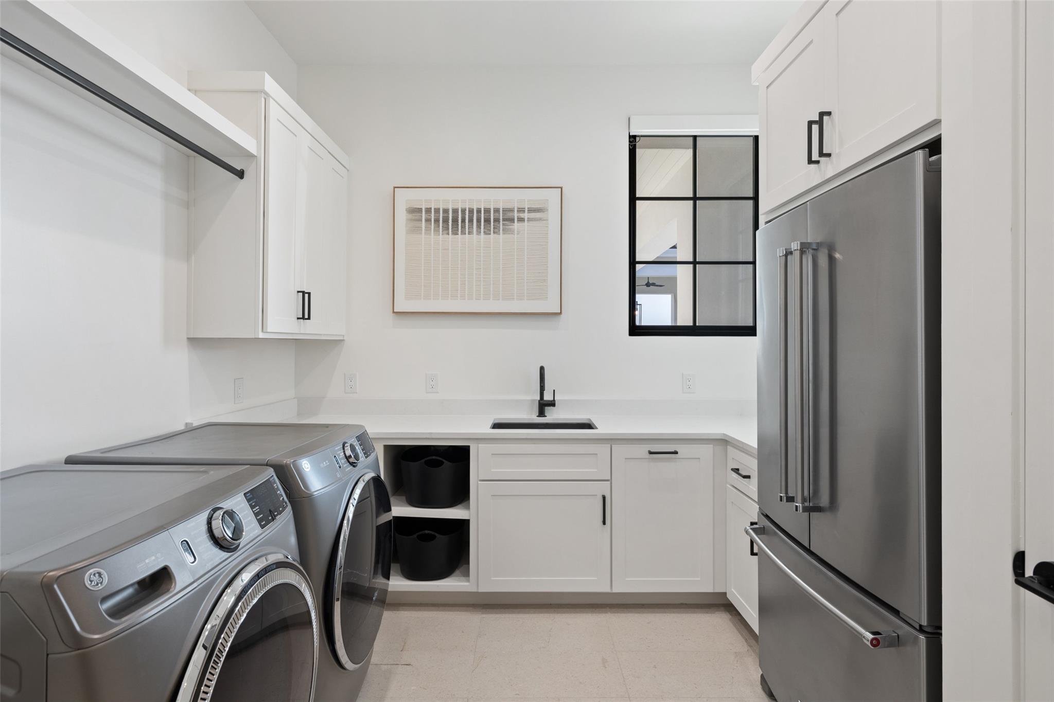 1716 Windy Walk CV