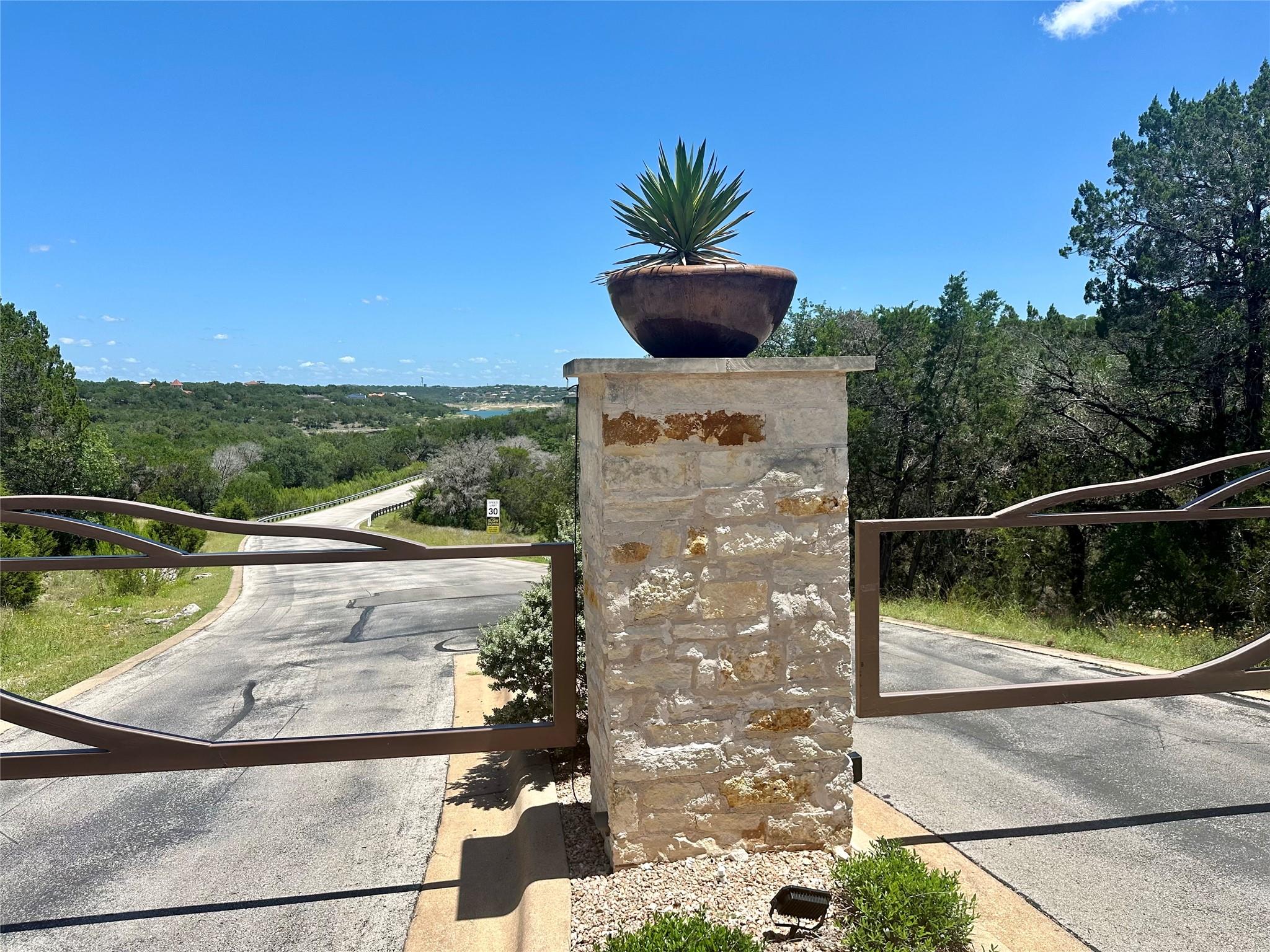 105 N Angel Light DR