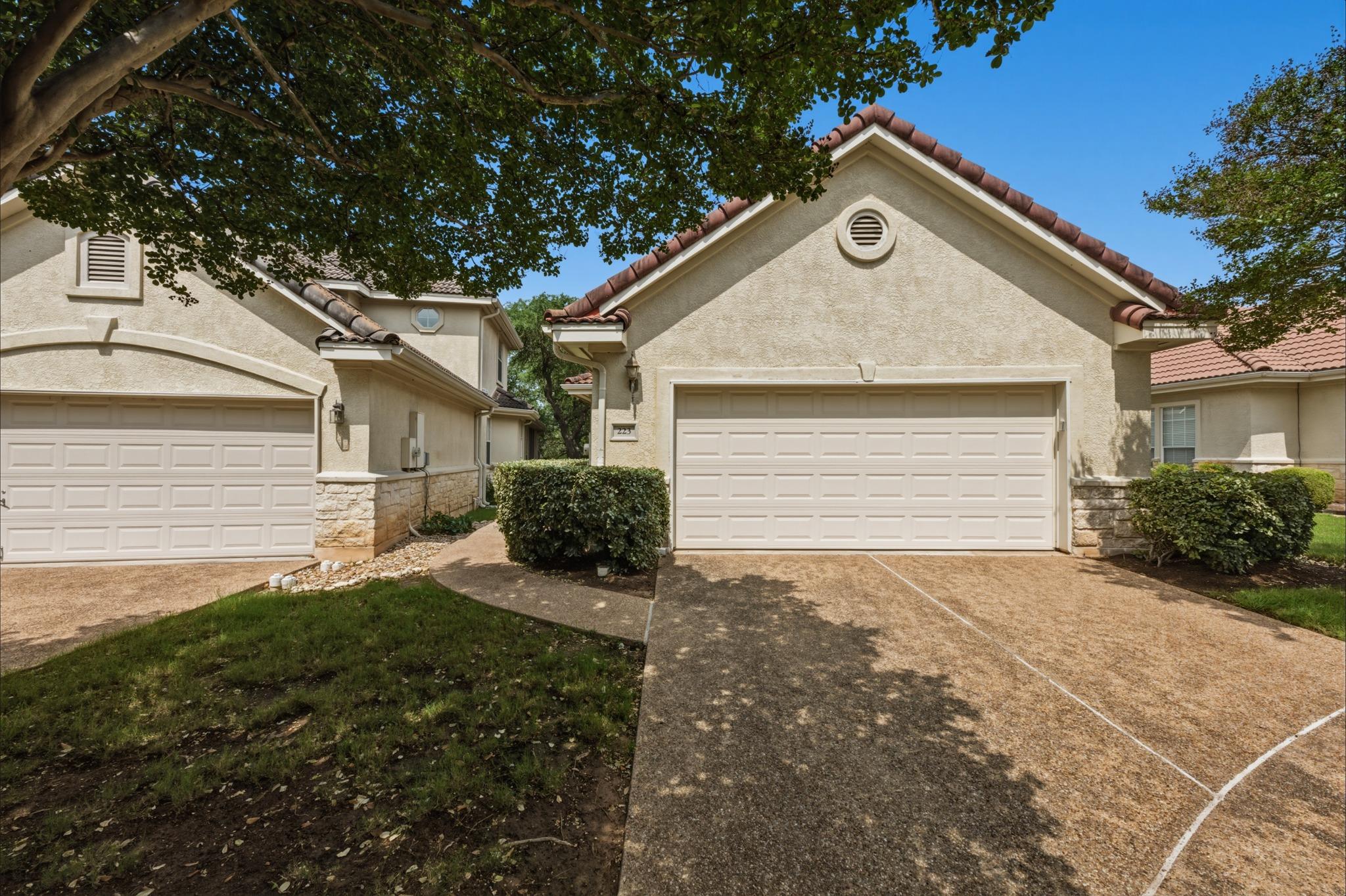 223 The Hills DR # 3