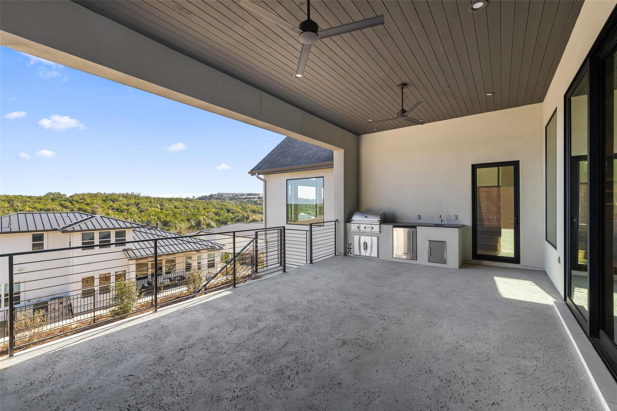 406 Sweet Grass LN