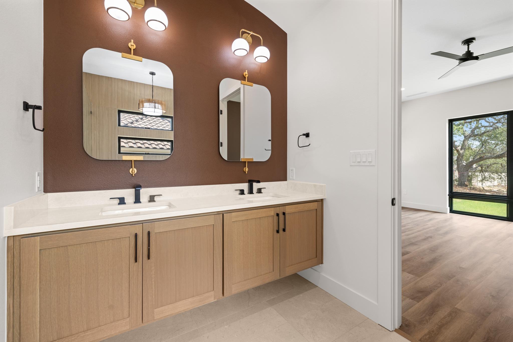 903 Flint Ridge TRL
