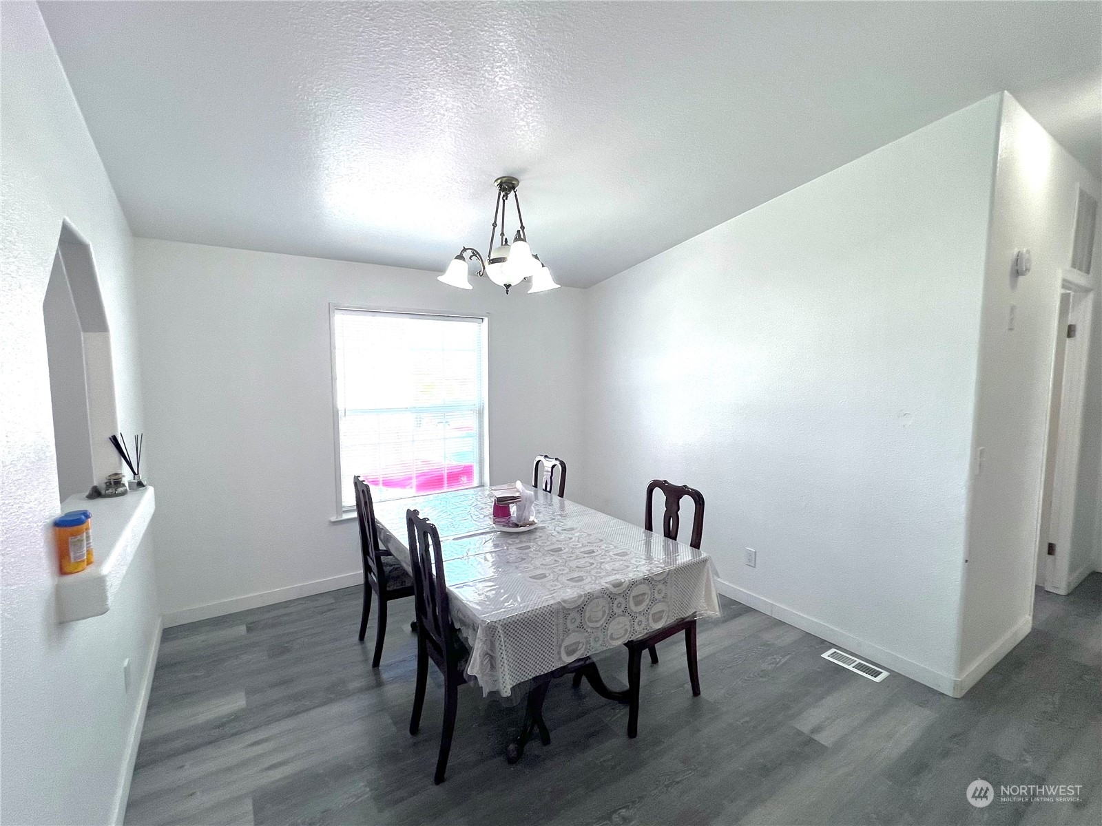 12908 Prairie Circle E