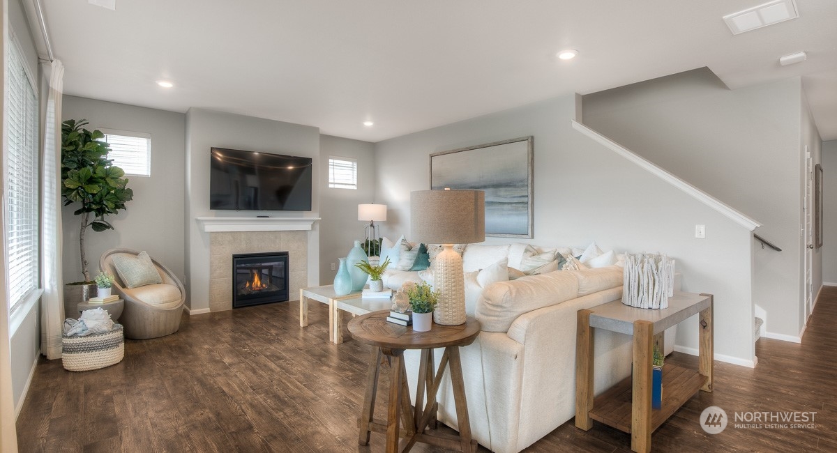 610 SW 126th Street #9