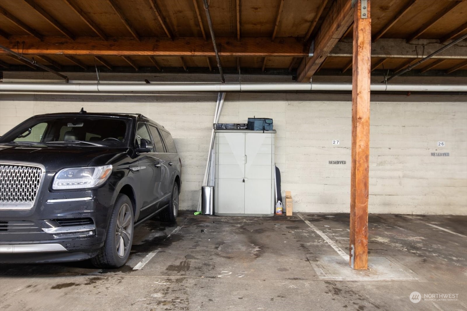 211 Summit Ave E #N409