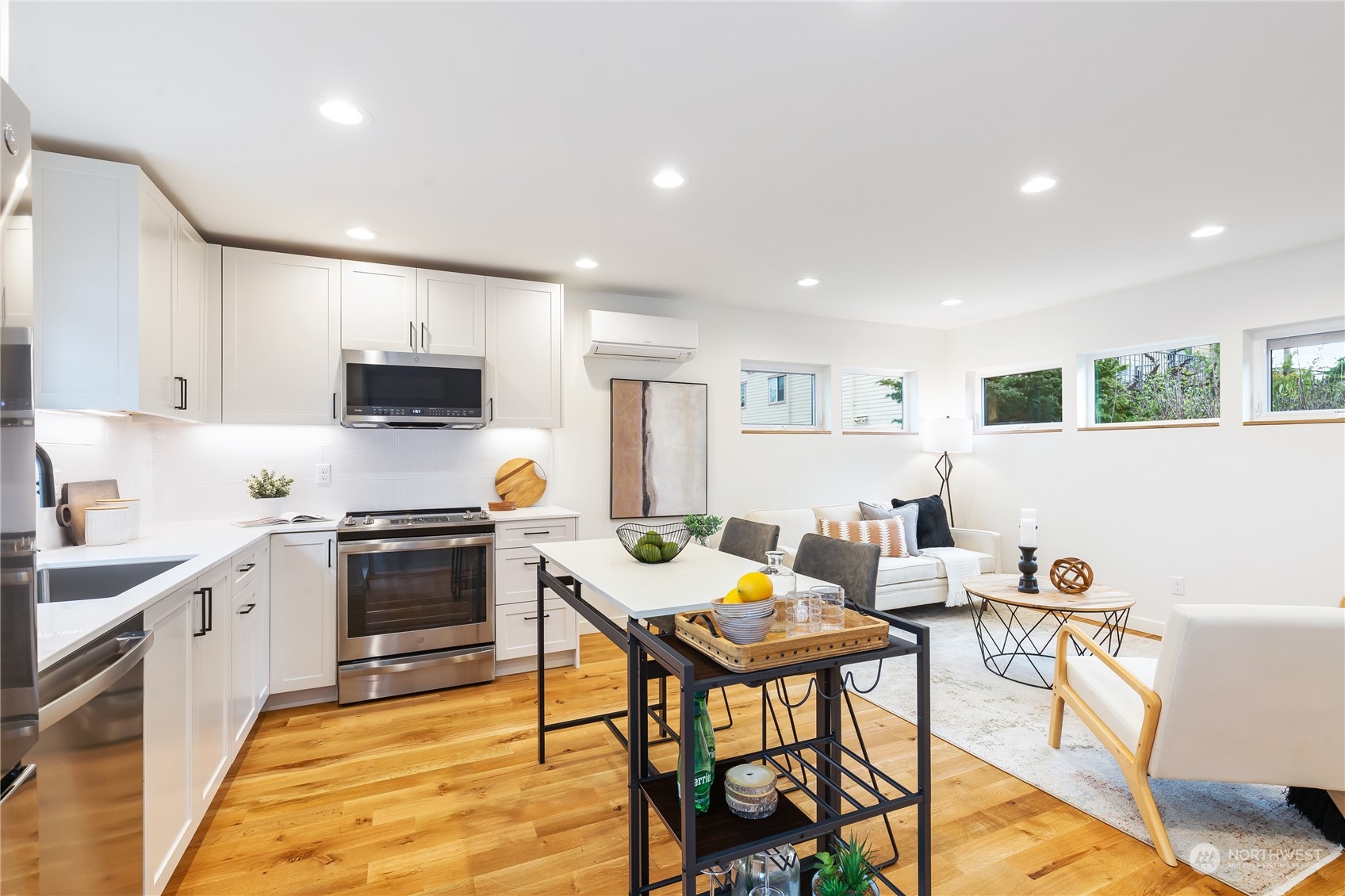 7320 16th Avenue NW Unit: 3