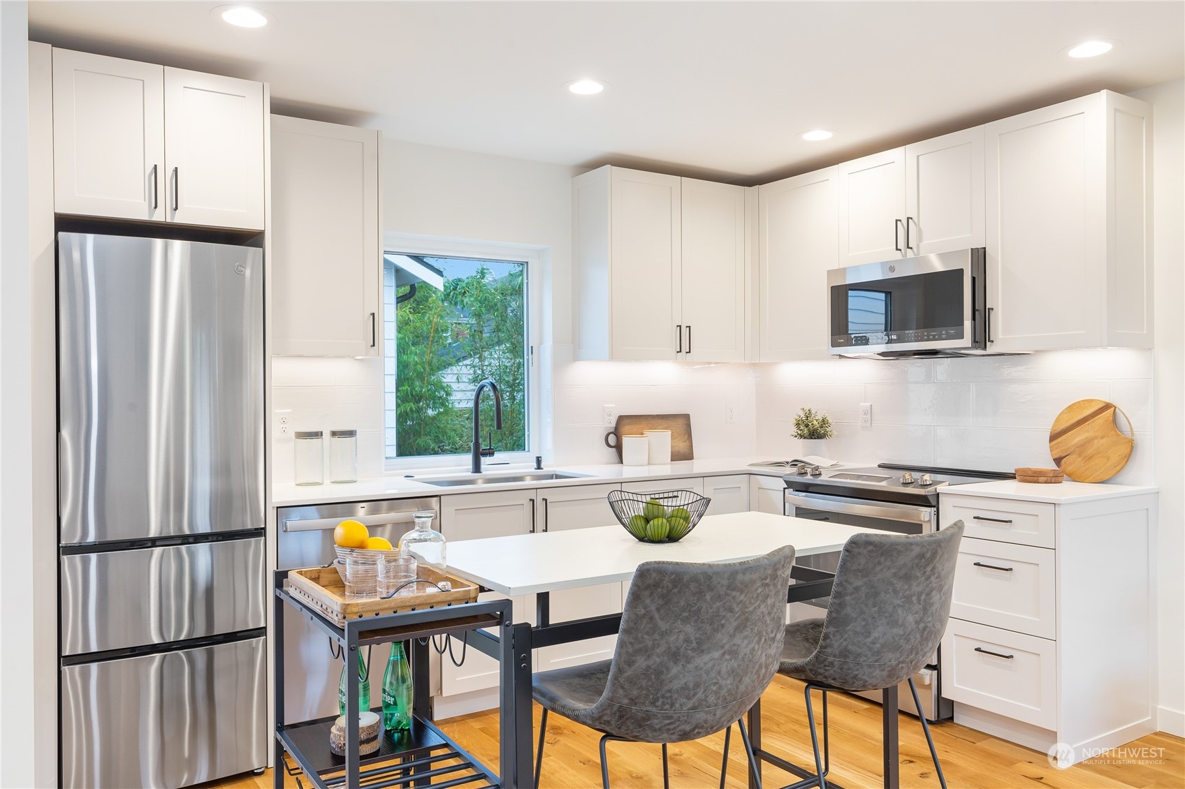 7320 16th Avenue NW Unit: 3