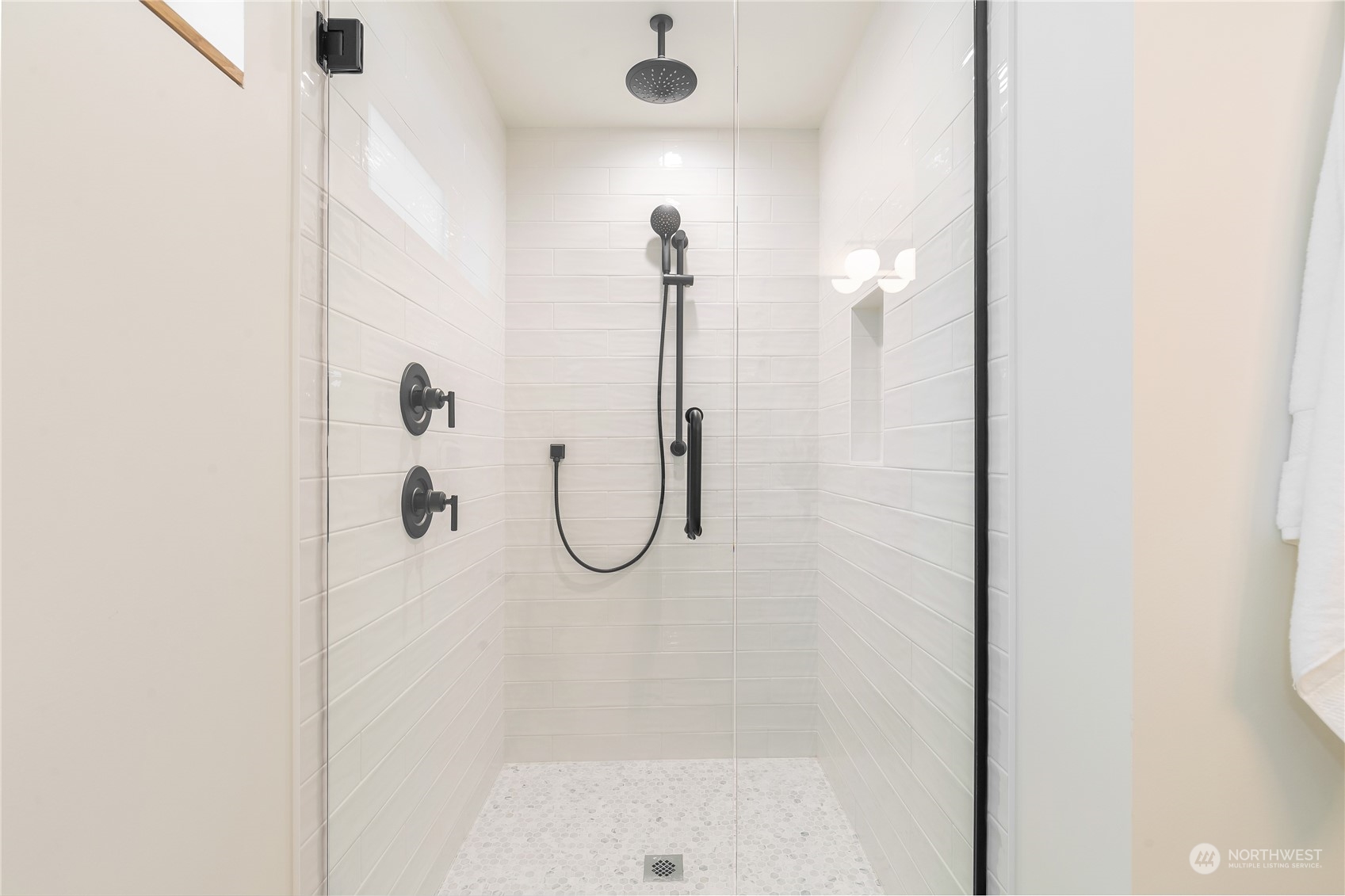 7320 16th Avenue NW Unit: 3