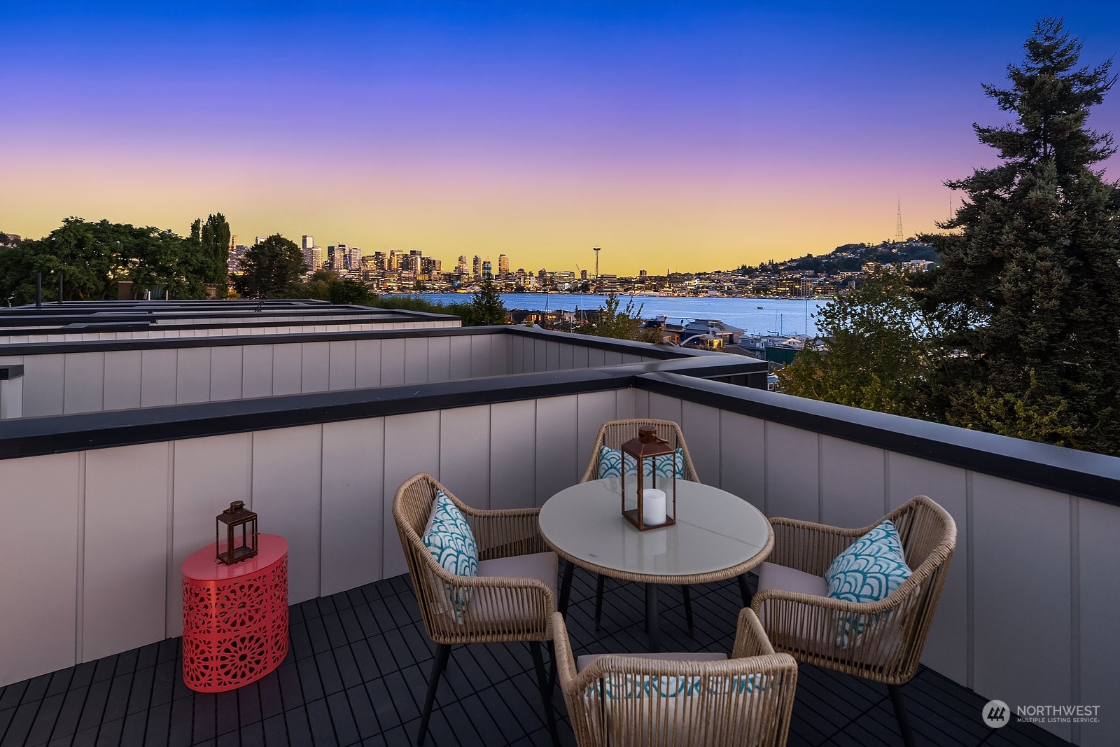 2240 Fairview Avenue E Unit: B