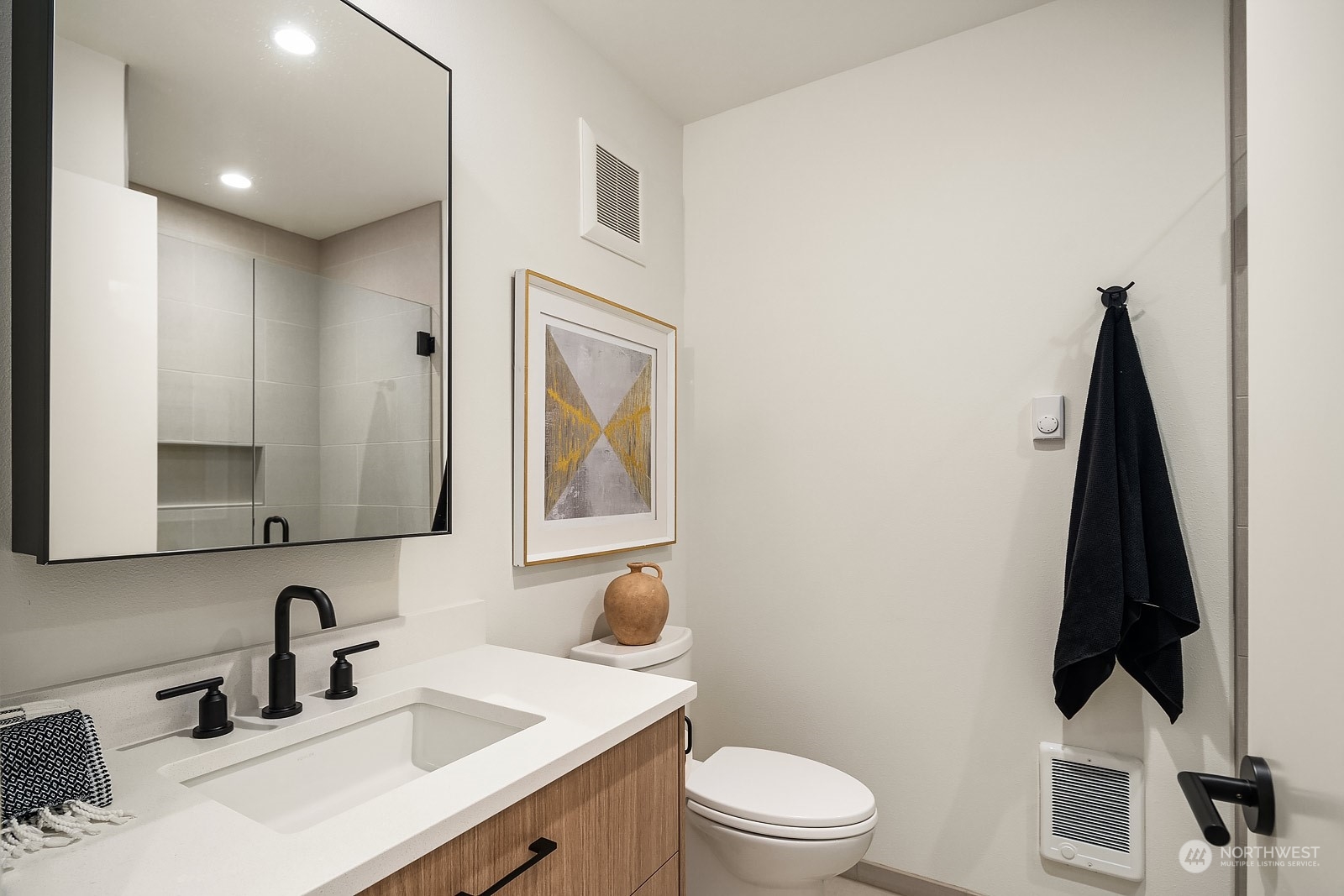 2240 Fairview Avenue E Unit: B