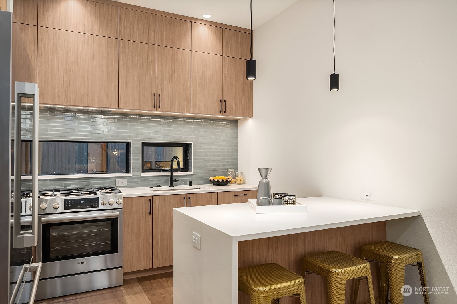 2240 Fairview Avenue E Unit: B