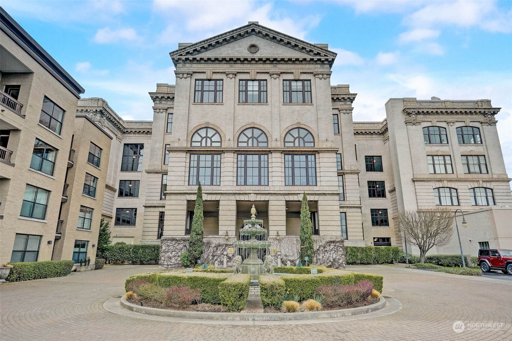 201 Galer Street Unit: 331