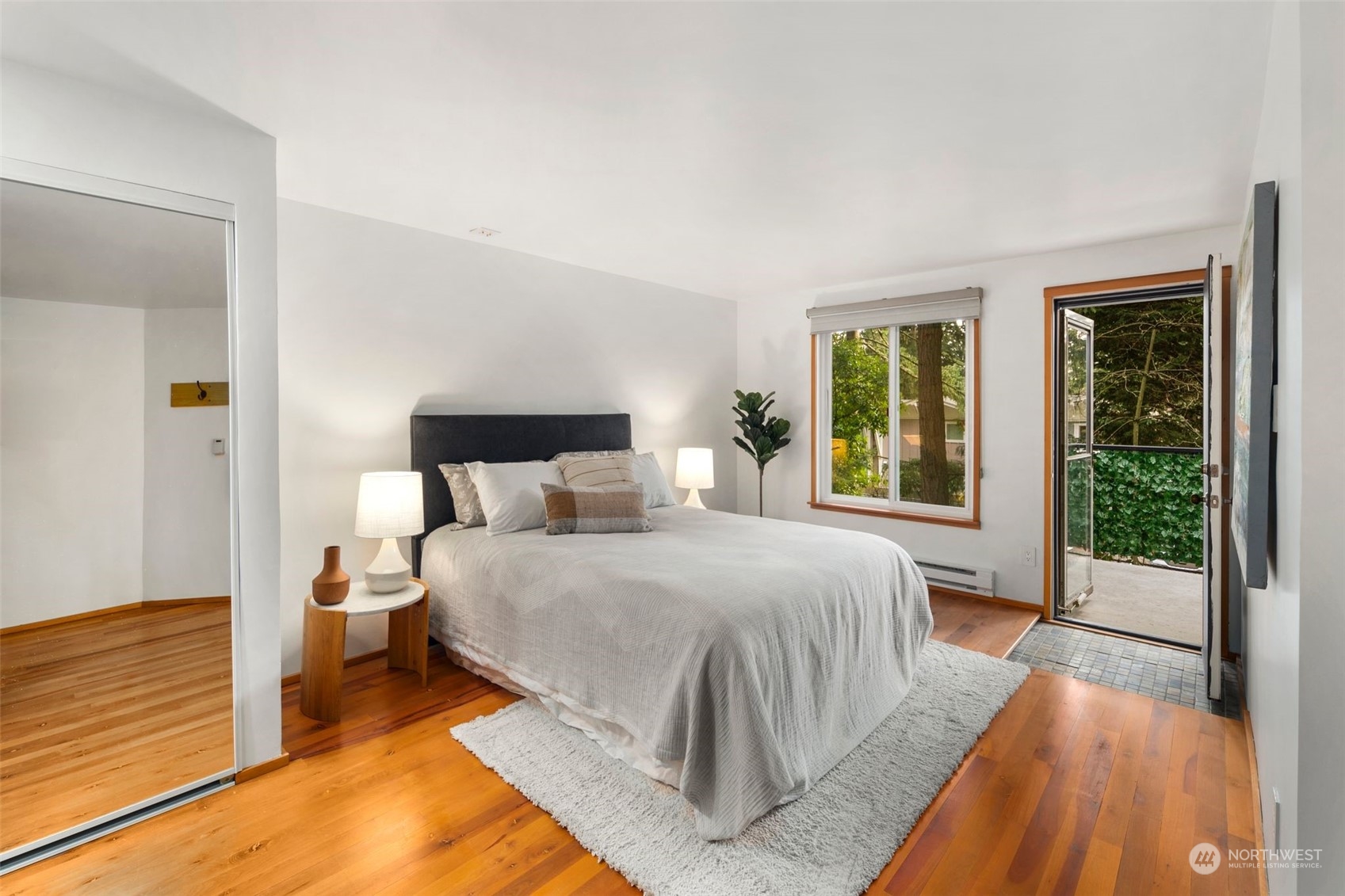 14605 NE 30th Place Unit: 12-D