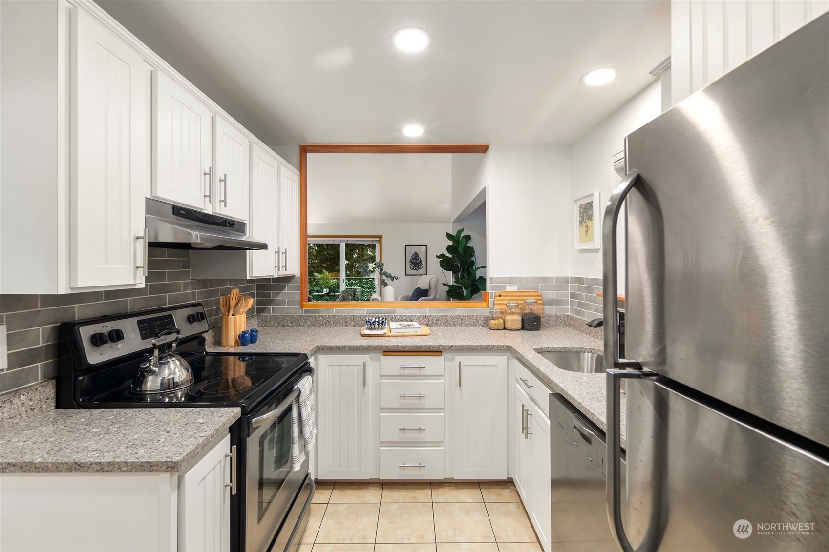 14605 NE 30th Place Unit: 12-D