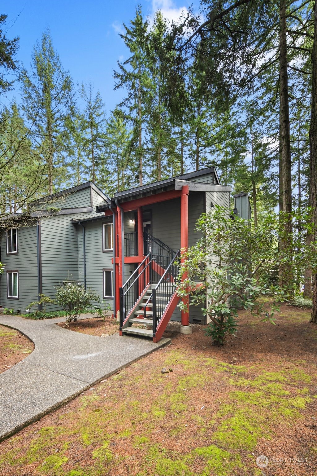 14605 NE 30th Place Unit: 12-D