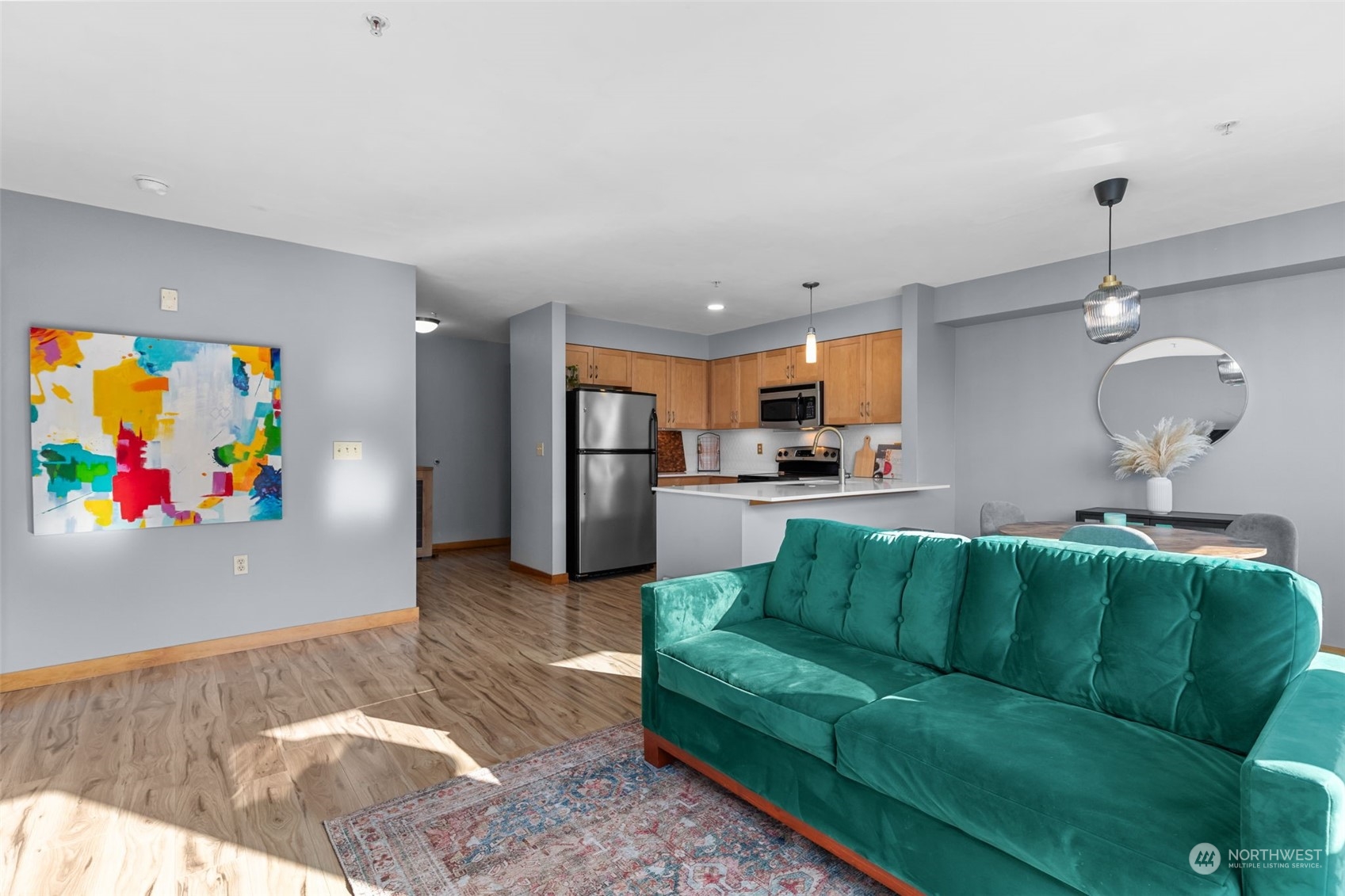 827 Hiawatha Place S Unit: 416