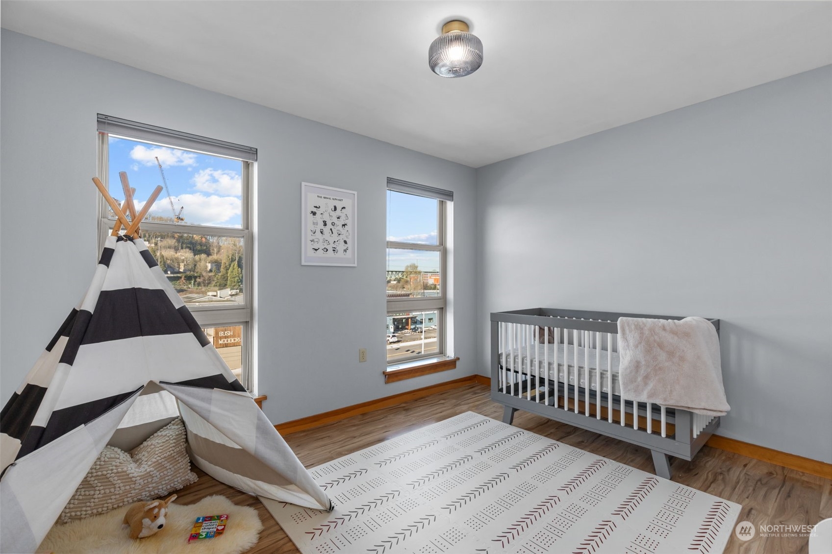 827 Hiawatha Place S Unit: 416